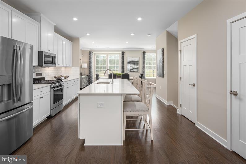 LAKE LINGANORE EAGLEHEAD - Residential