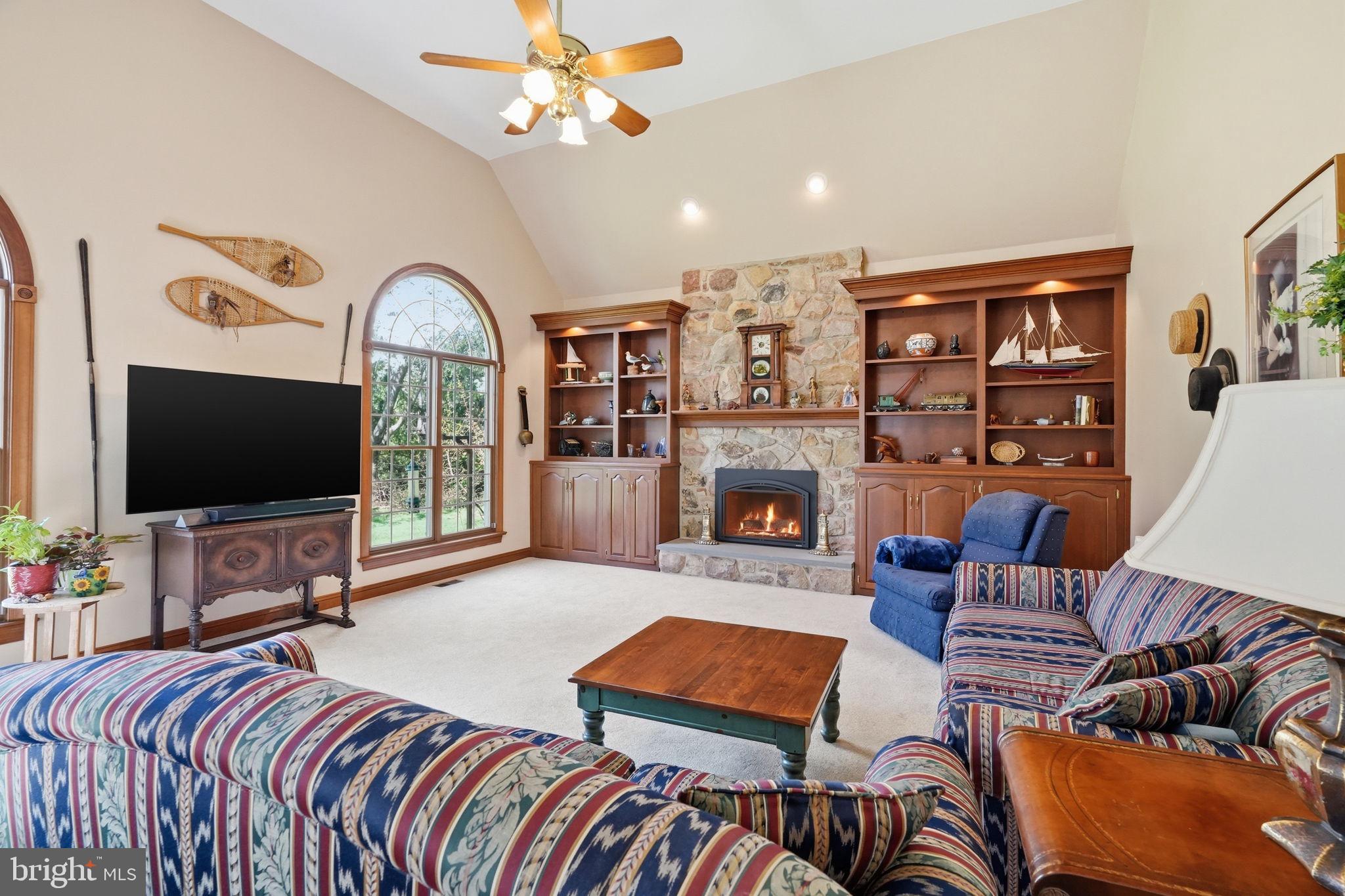 WEATHERFIELD - Residential