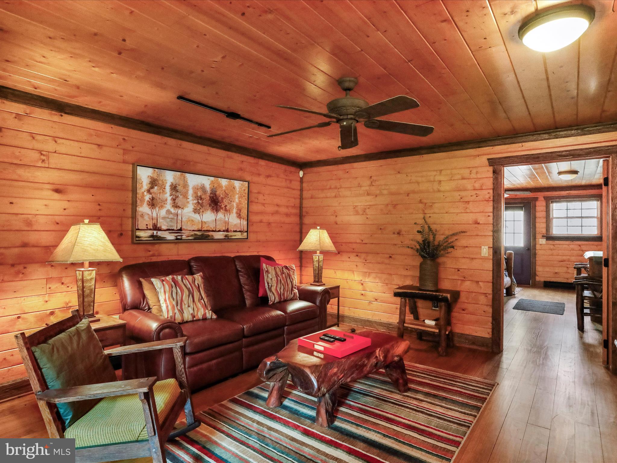 SHORT MOUNTAIN SOUTH - Residential