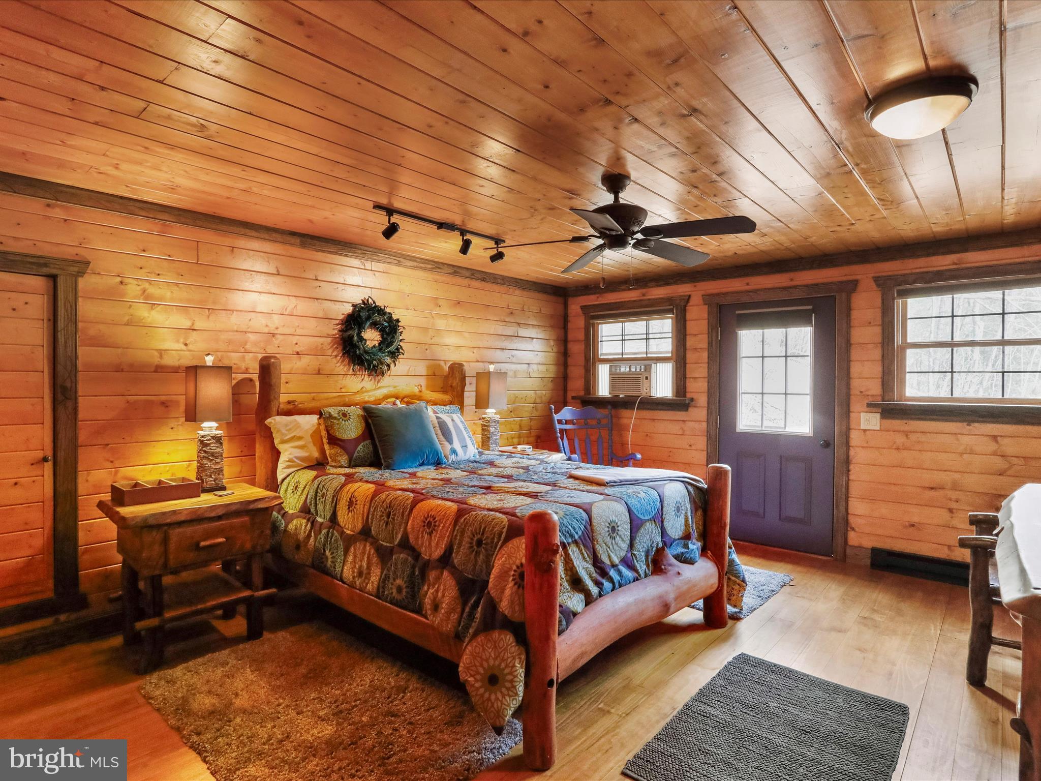 SHORT MOUNTAIN SOUTH - Residential