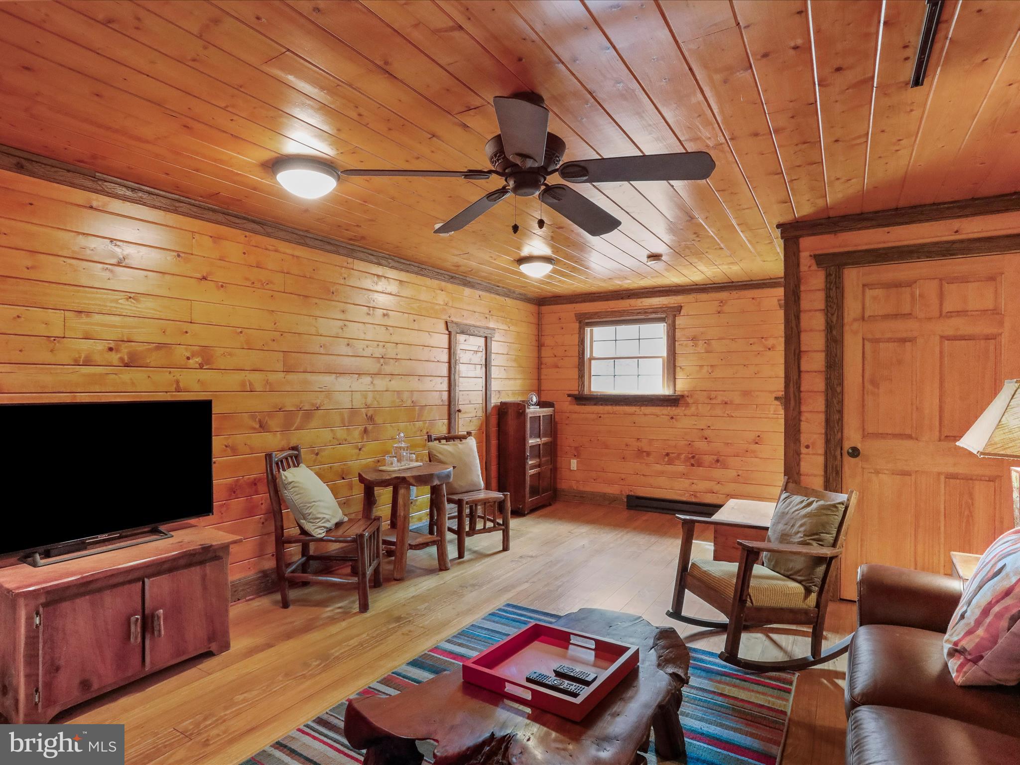 SHORT MOUNTAIN SOUTH - Residential