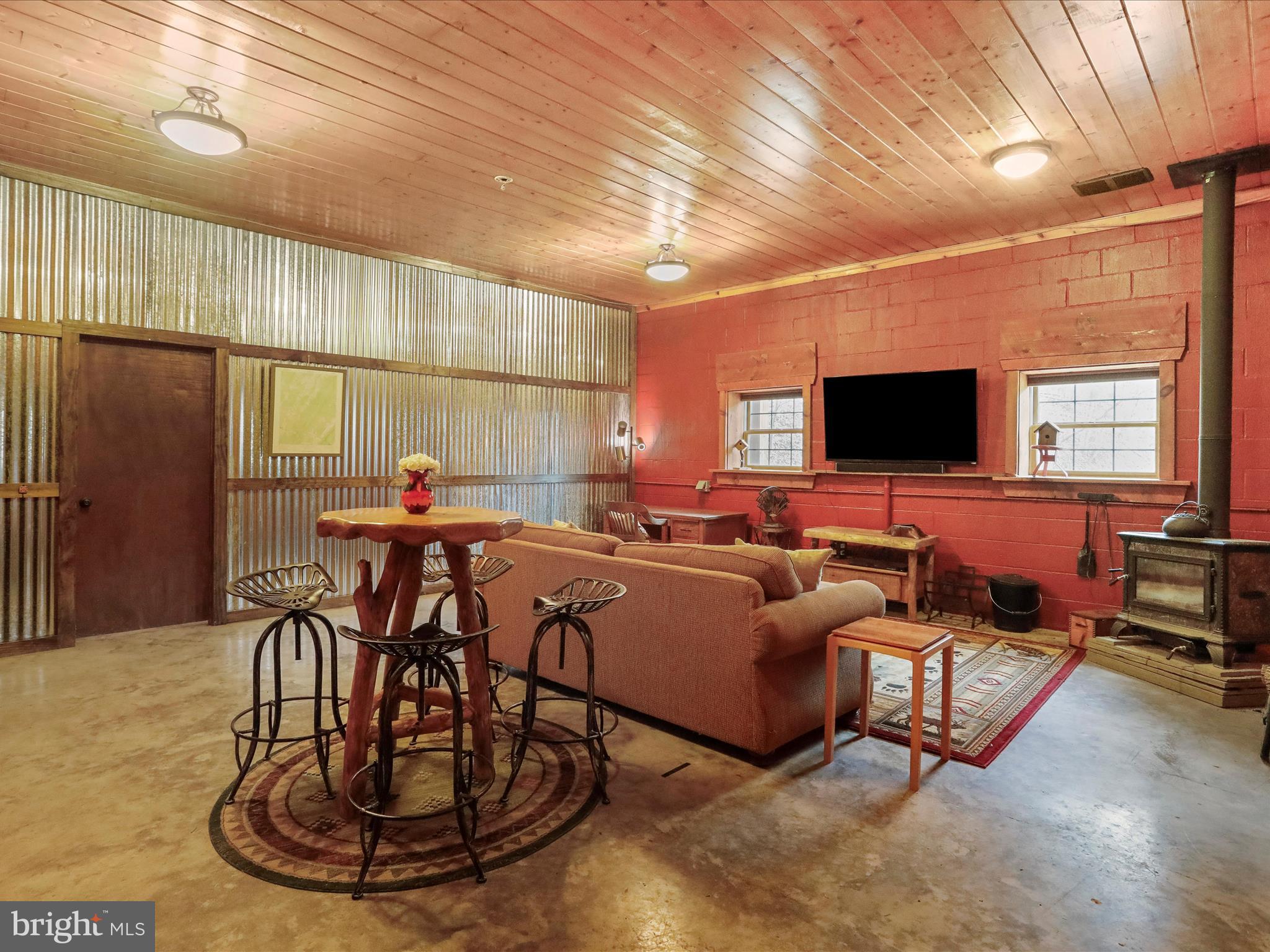 SHORT MOUNTAIN SOUTH - Residential