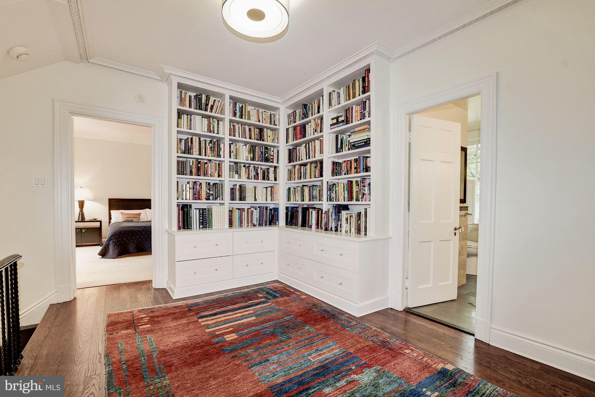 CLEVELAND PARK - Residential