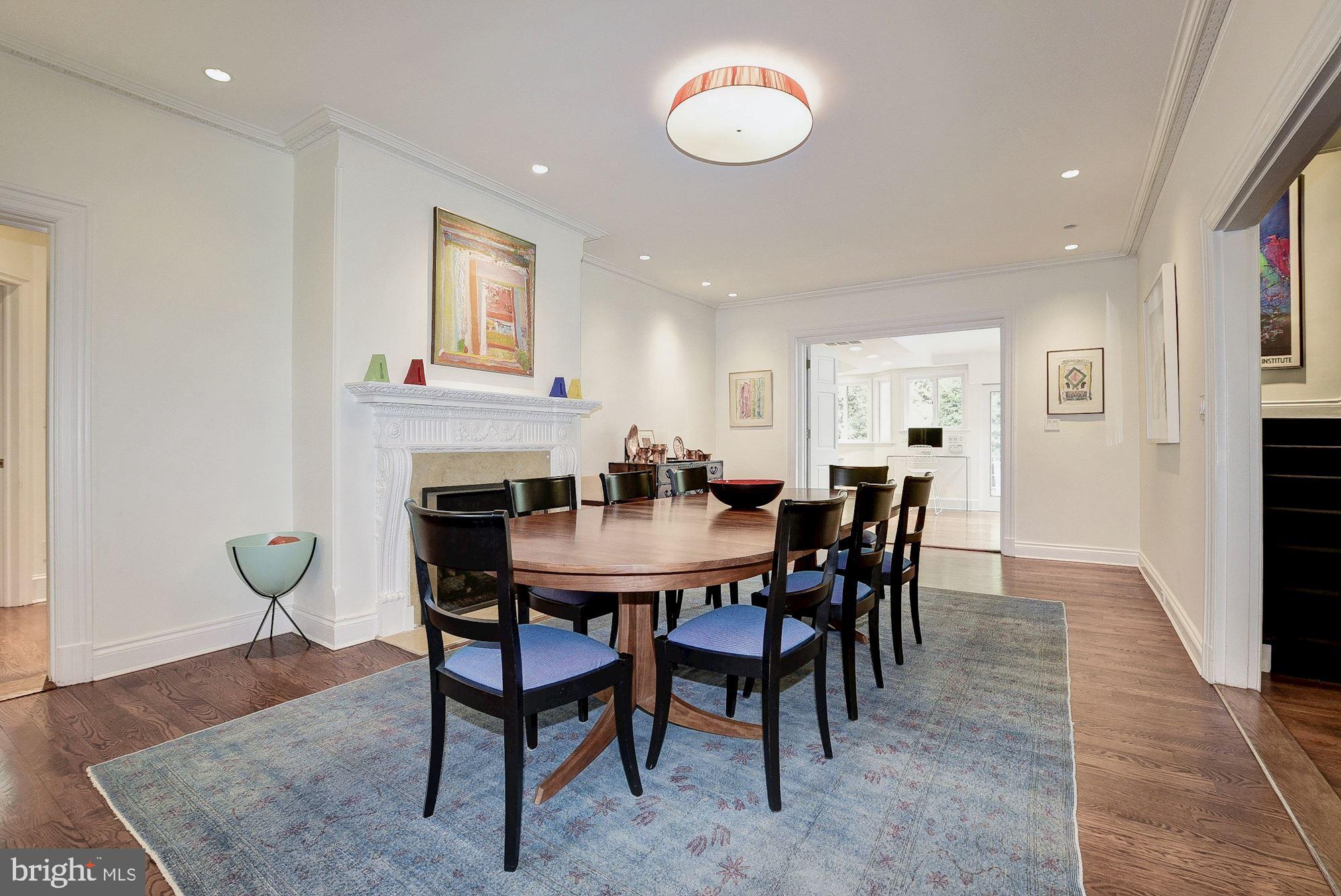 CLEVELAND PARK - Residential