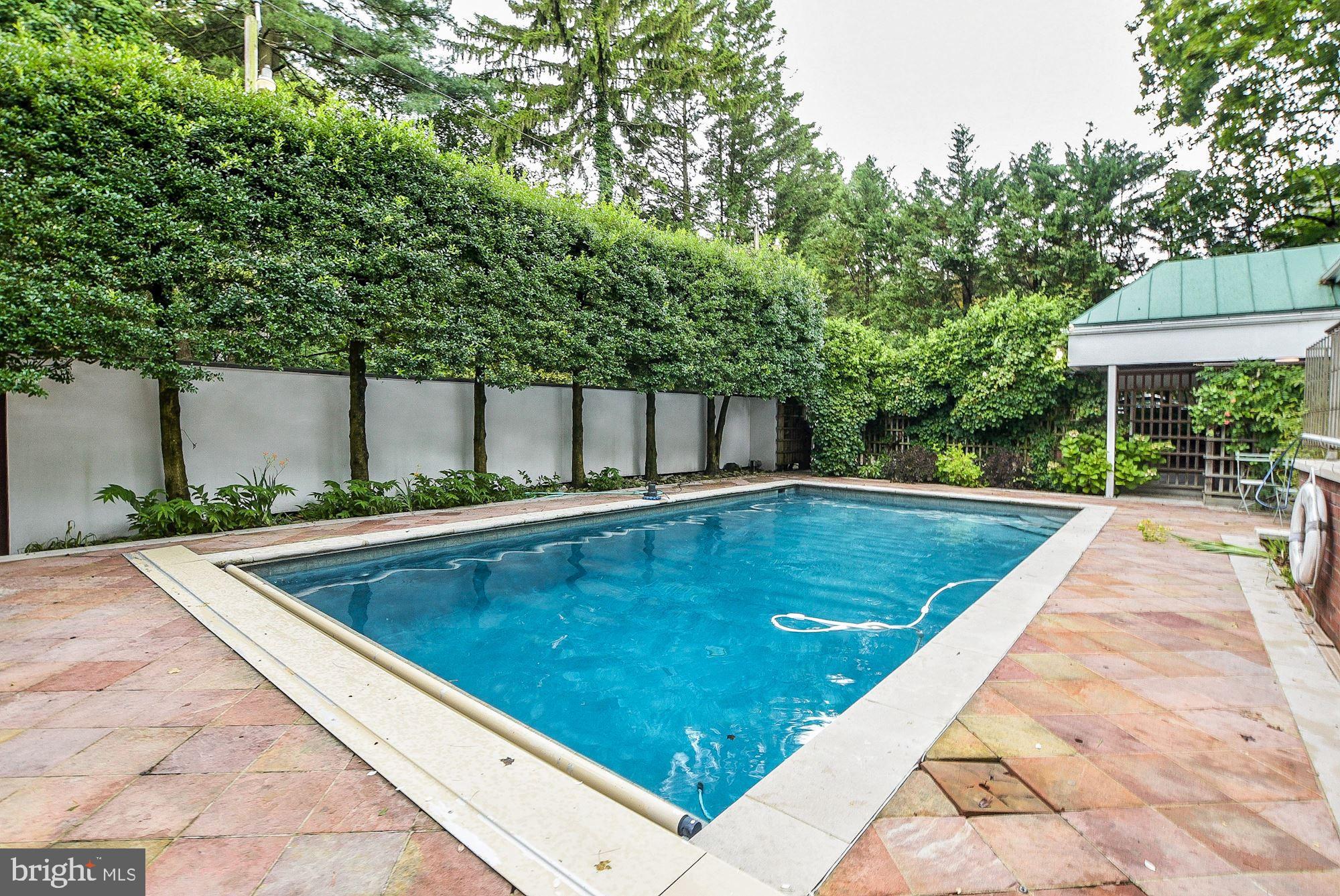 CLEVELAND PARK - Residential