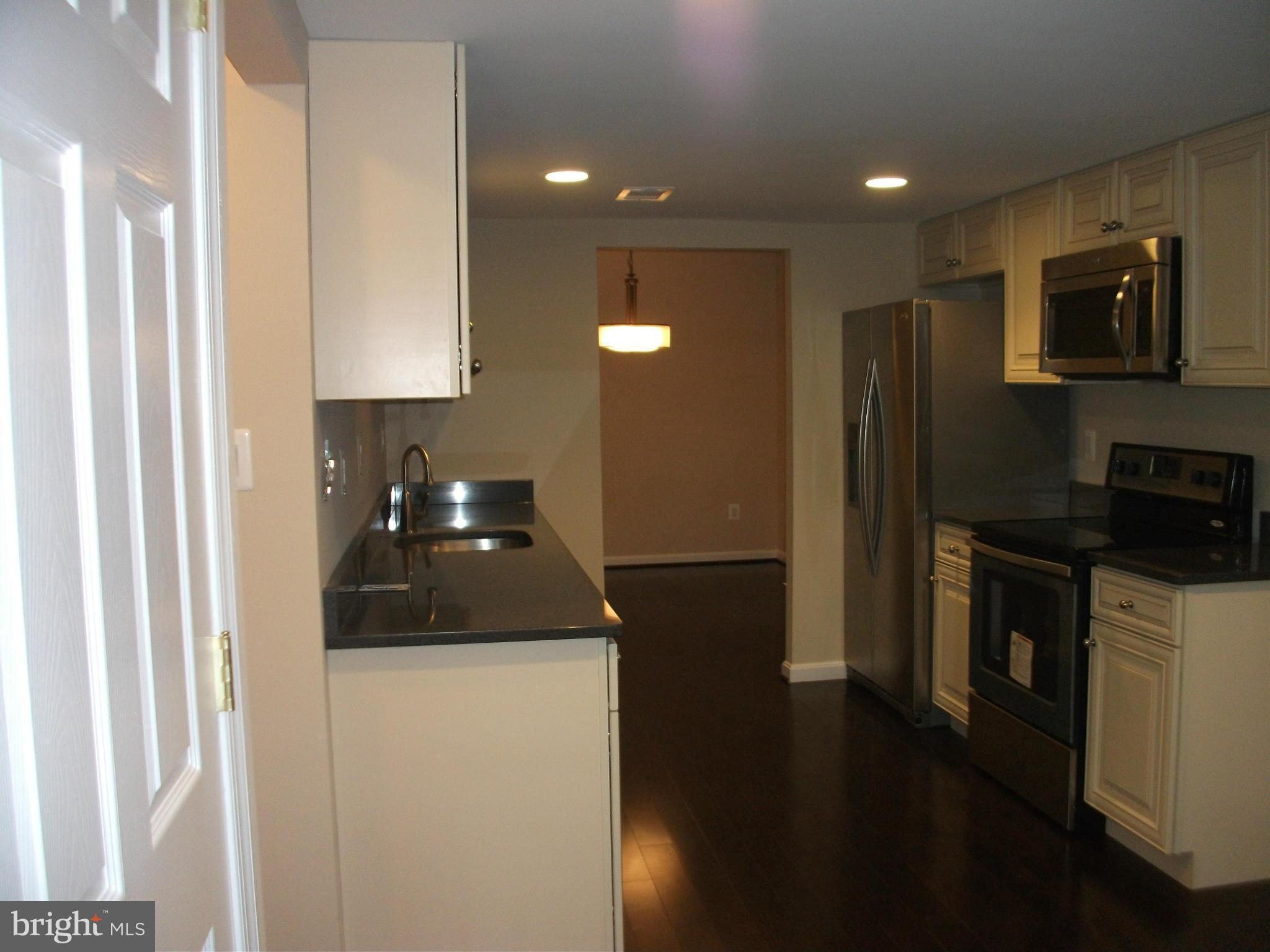 MAPLEWOOD - Residential