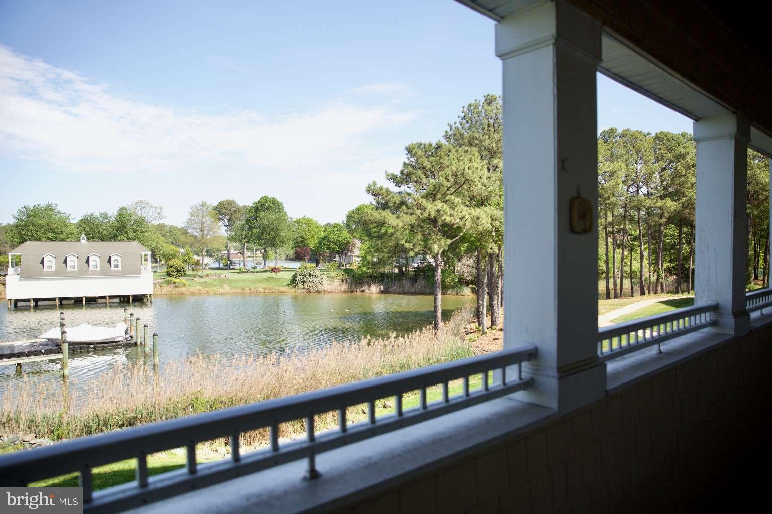 OYSTER BAY CONDOMINIUMS - Residential