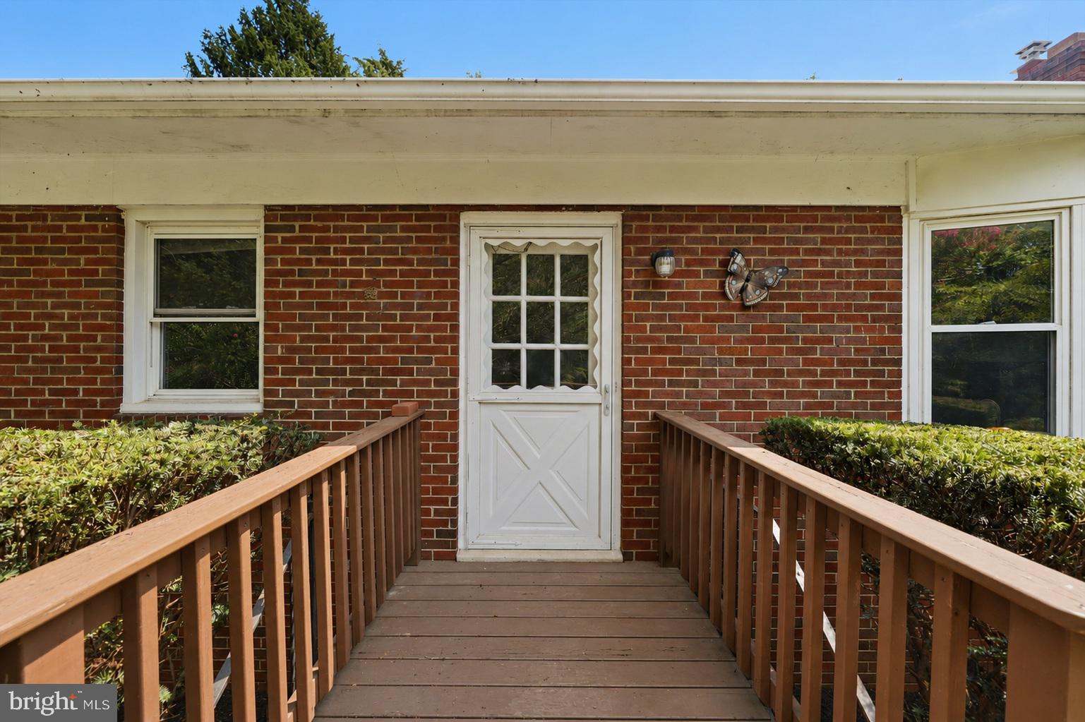 122 E DEER PARK DRIVE