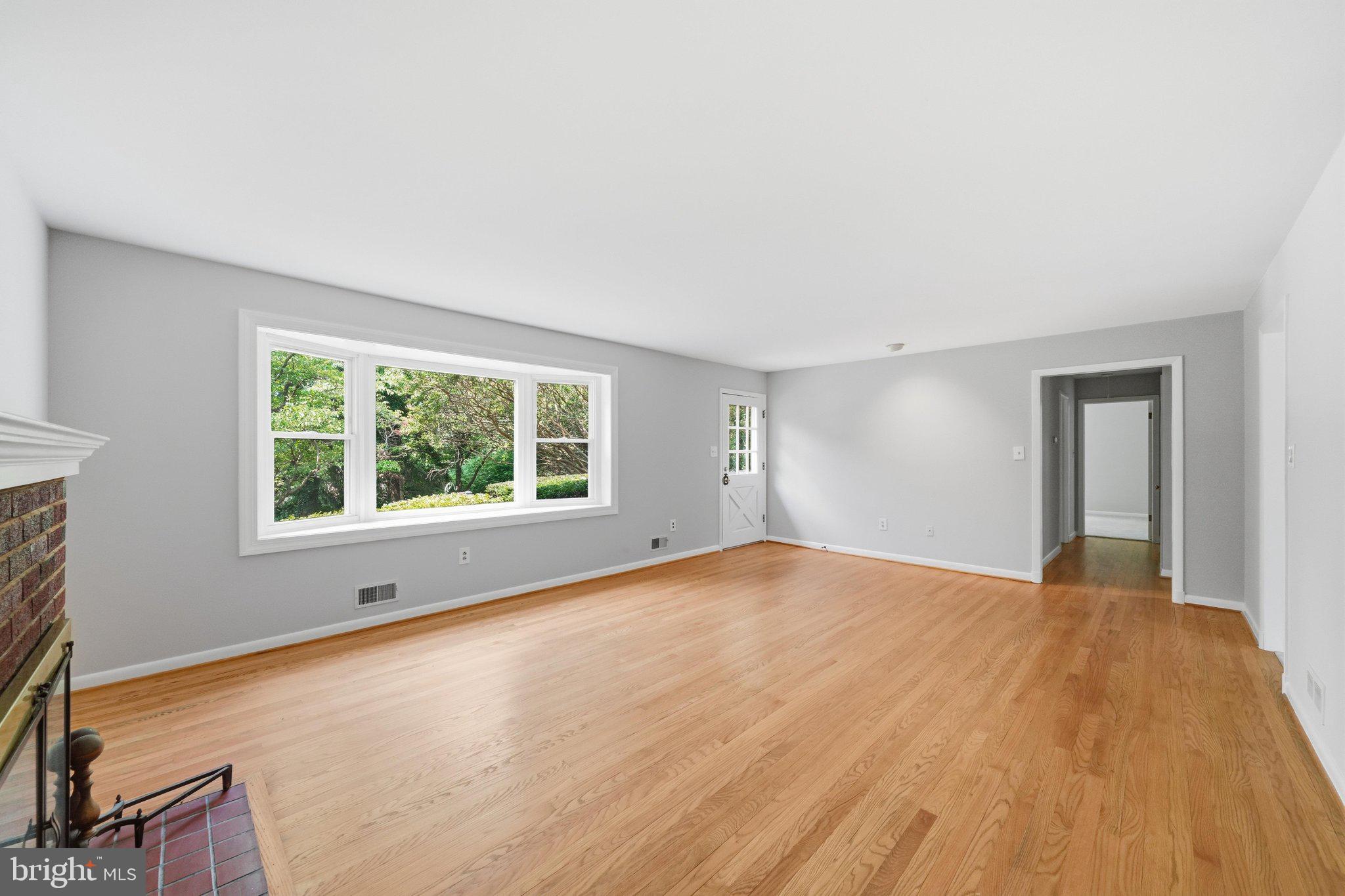 122 E DEER PARK DRIVE