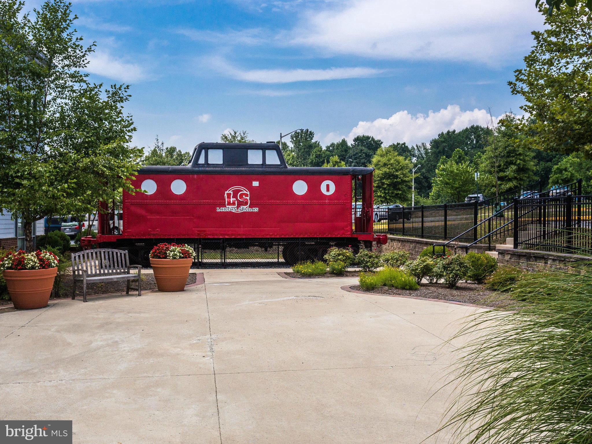 LORTON STATION NORTH CND - Residential