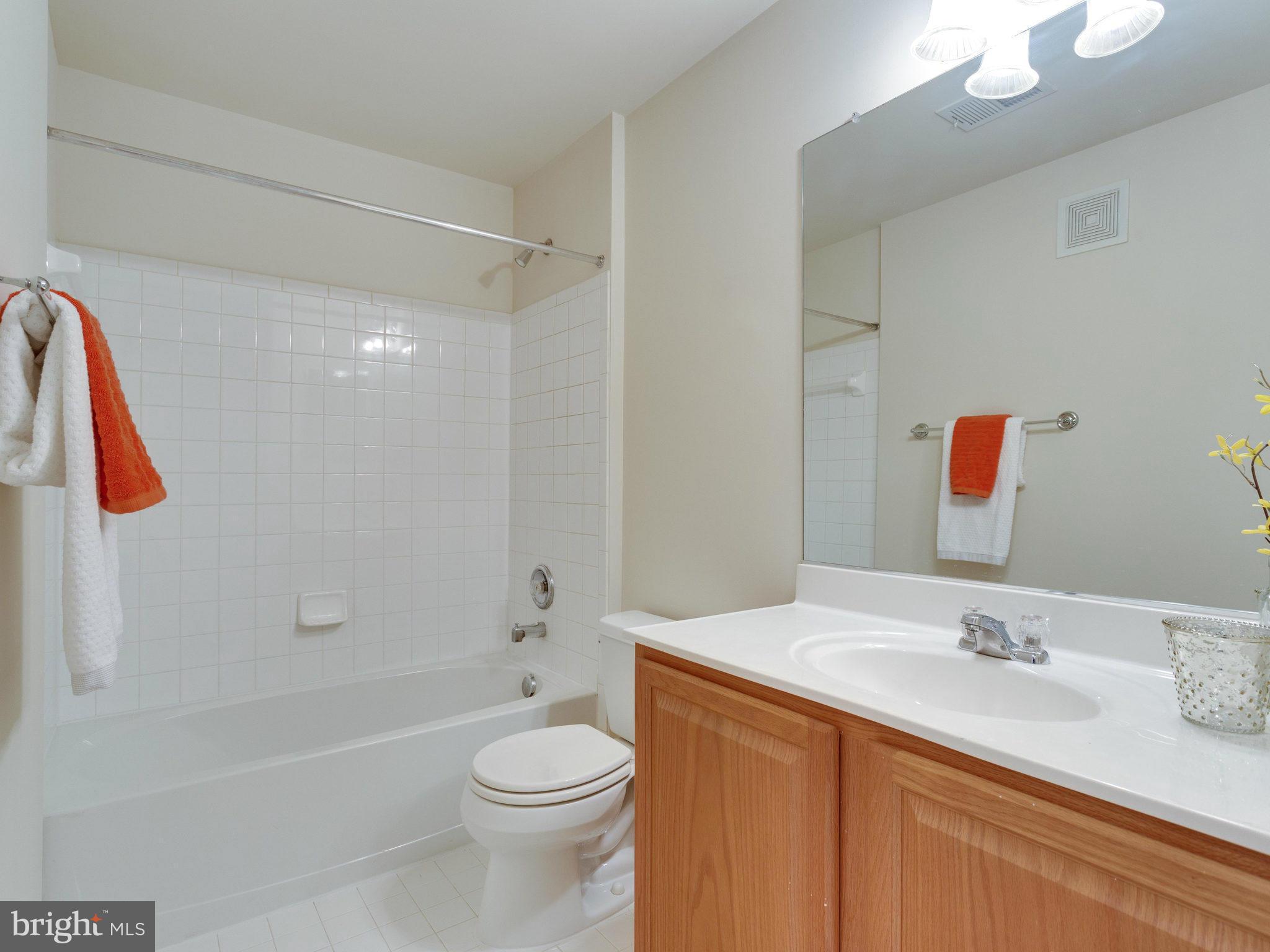 LORTON STATION NORTH CND - Residential