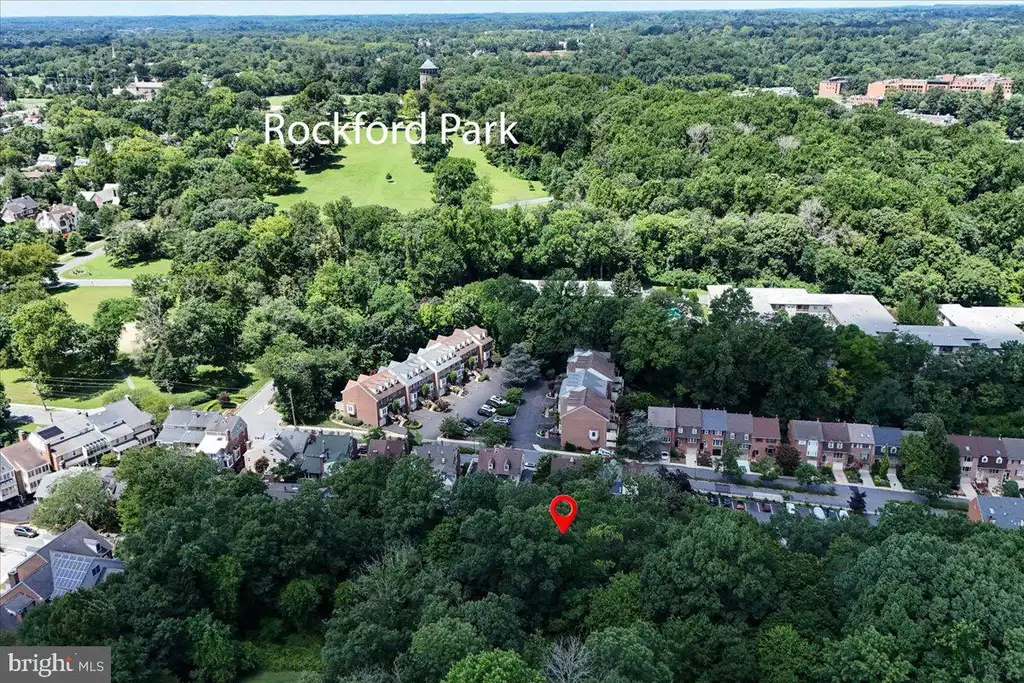41 Ivy Road, Wilmington, DE 19806