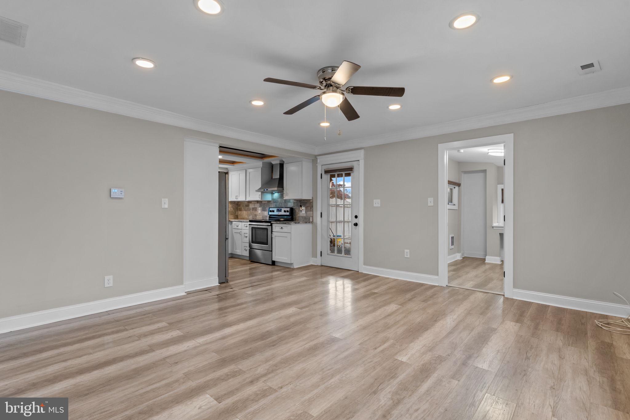 INDIAN CREEK - Residential