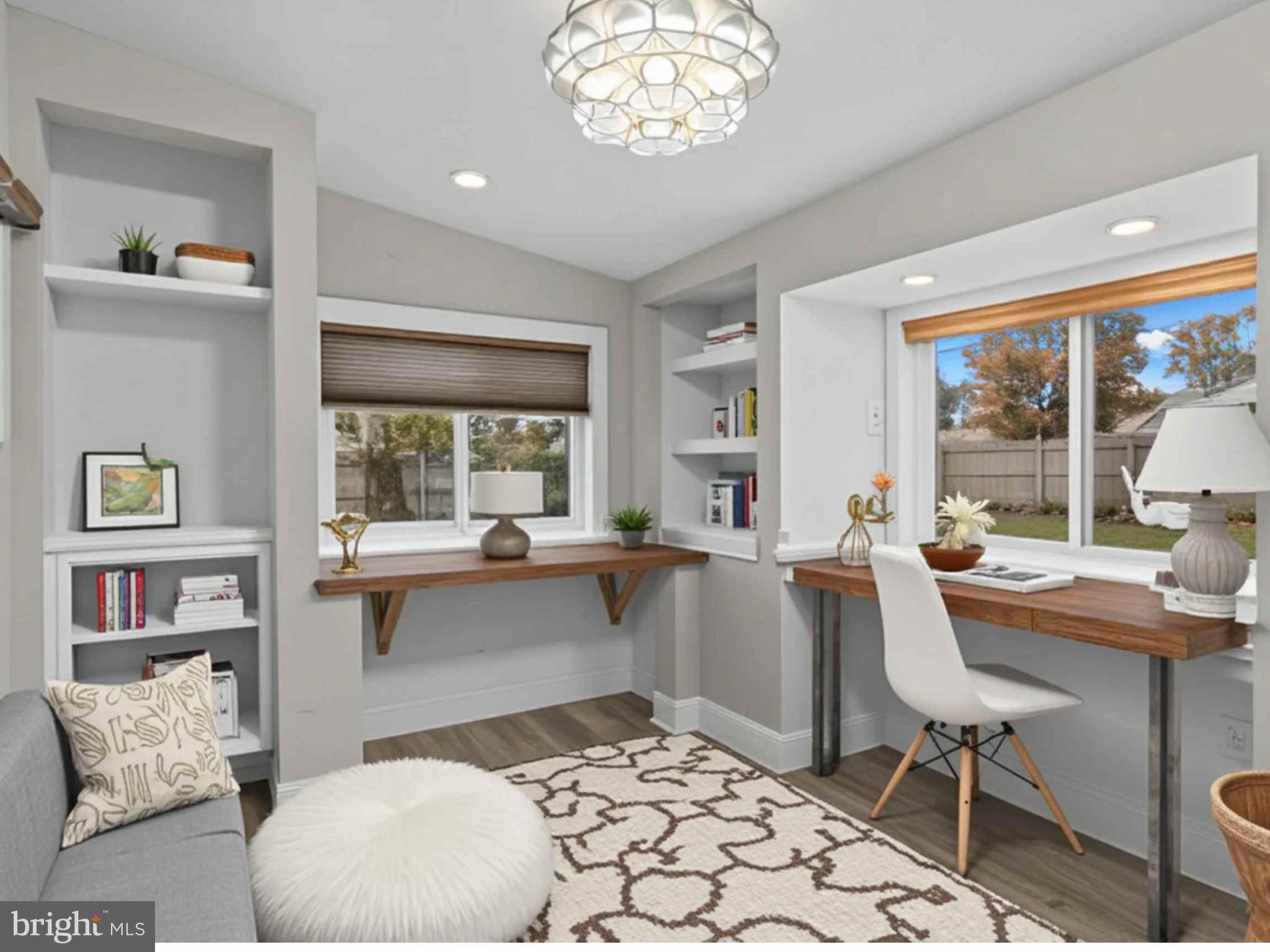 INDIAN CREEK - Residential