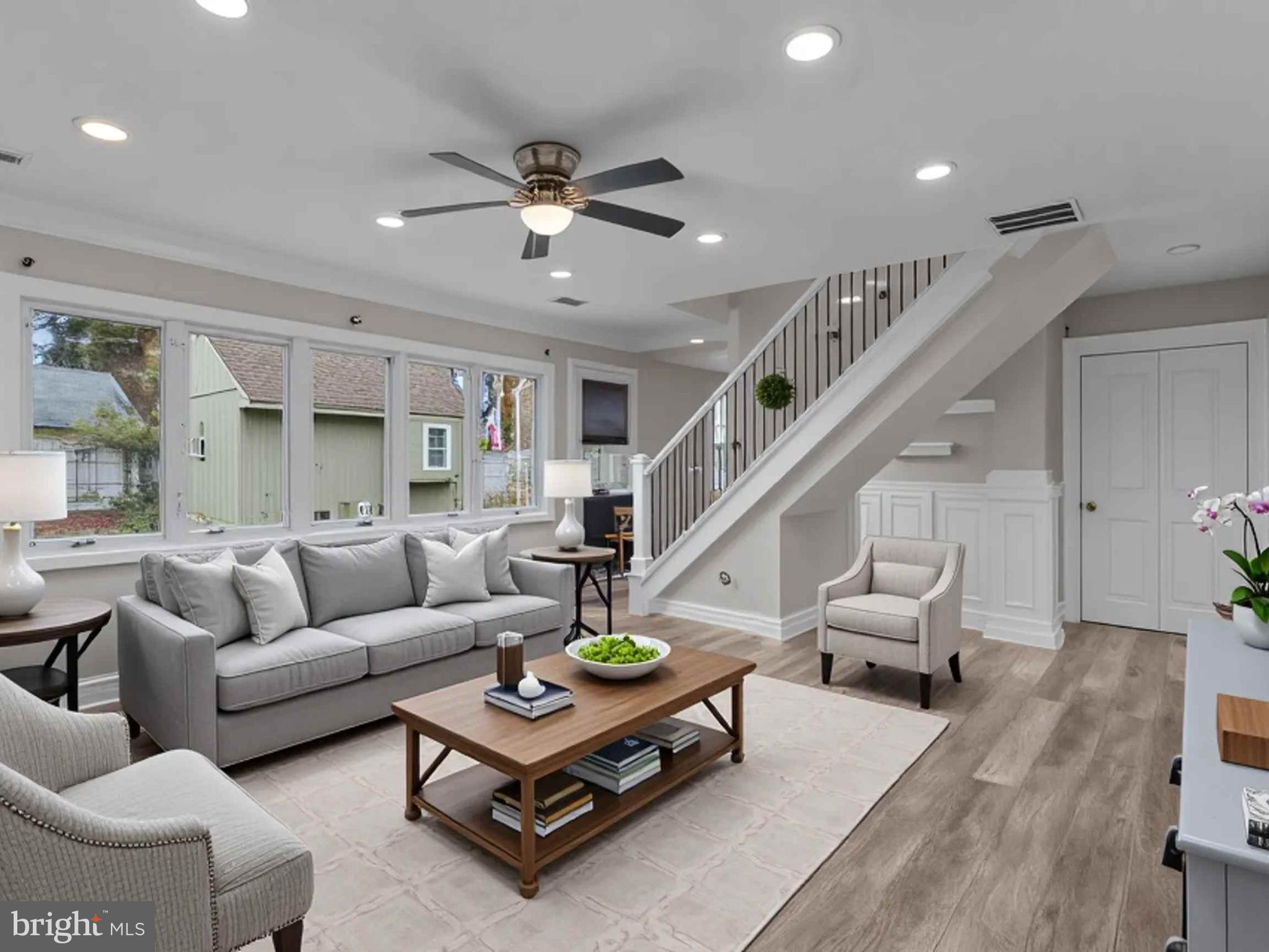 INDIAN CREEK - Residential