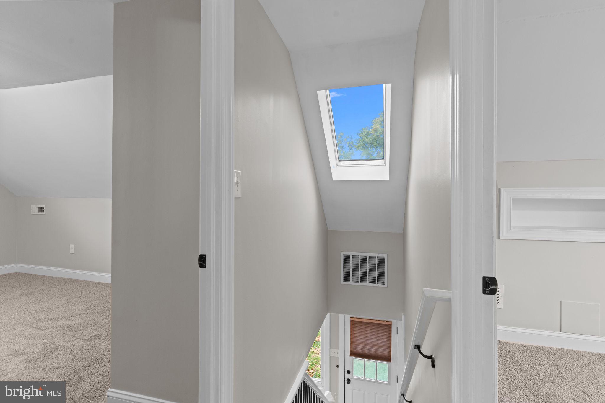 INDIAN CREEK - Residential