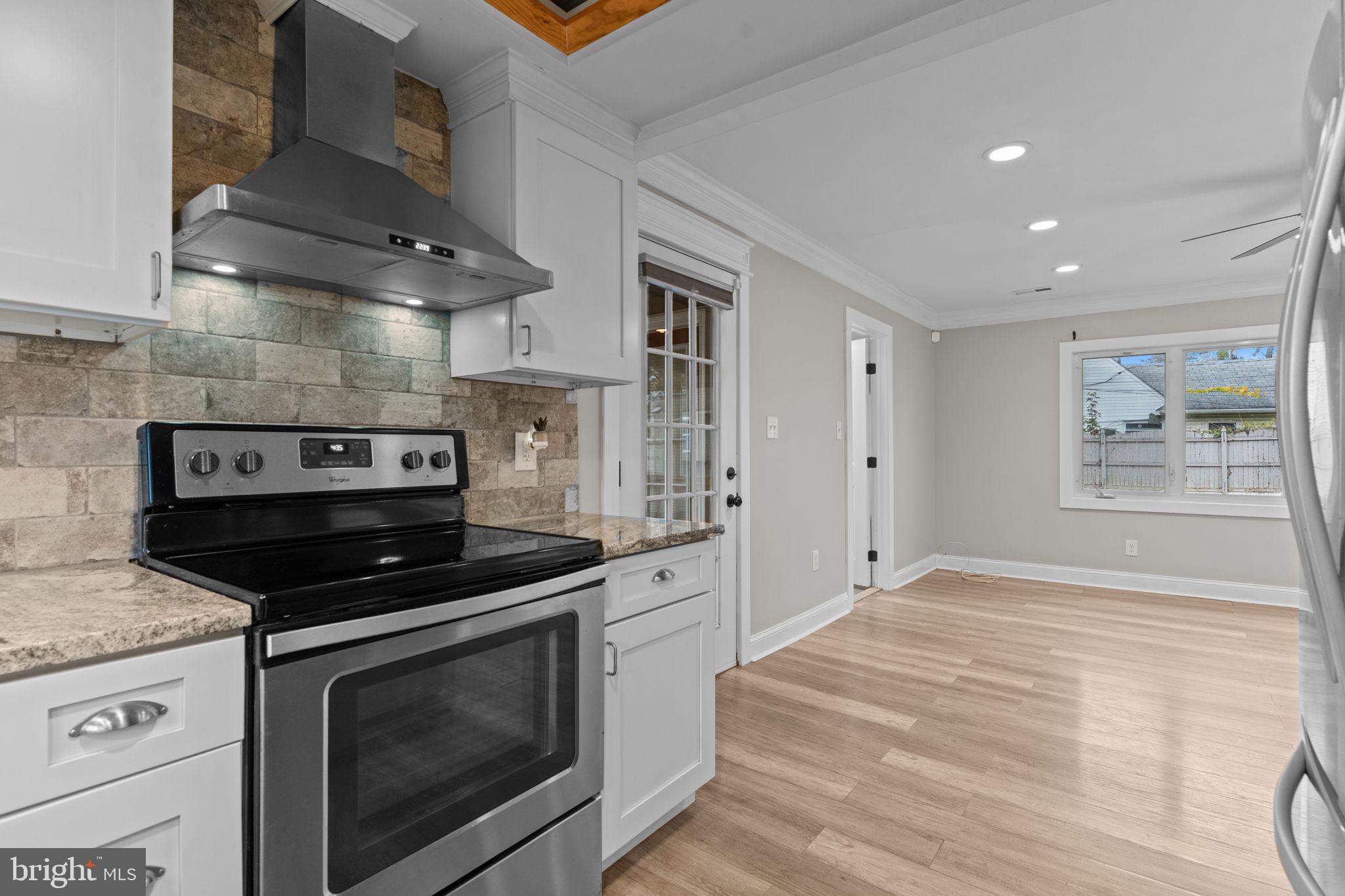 INDIAN CREEK - Residential