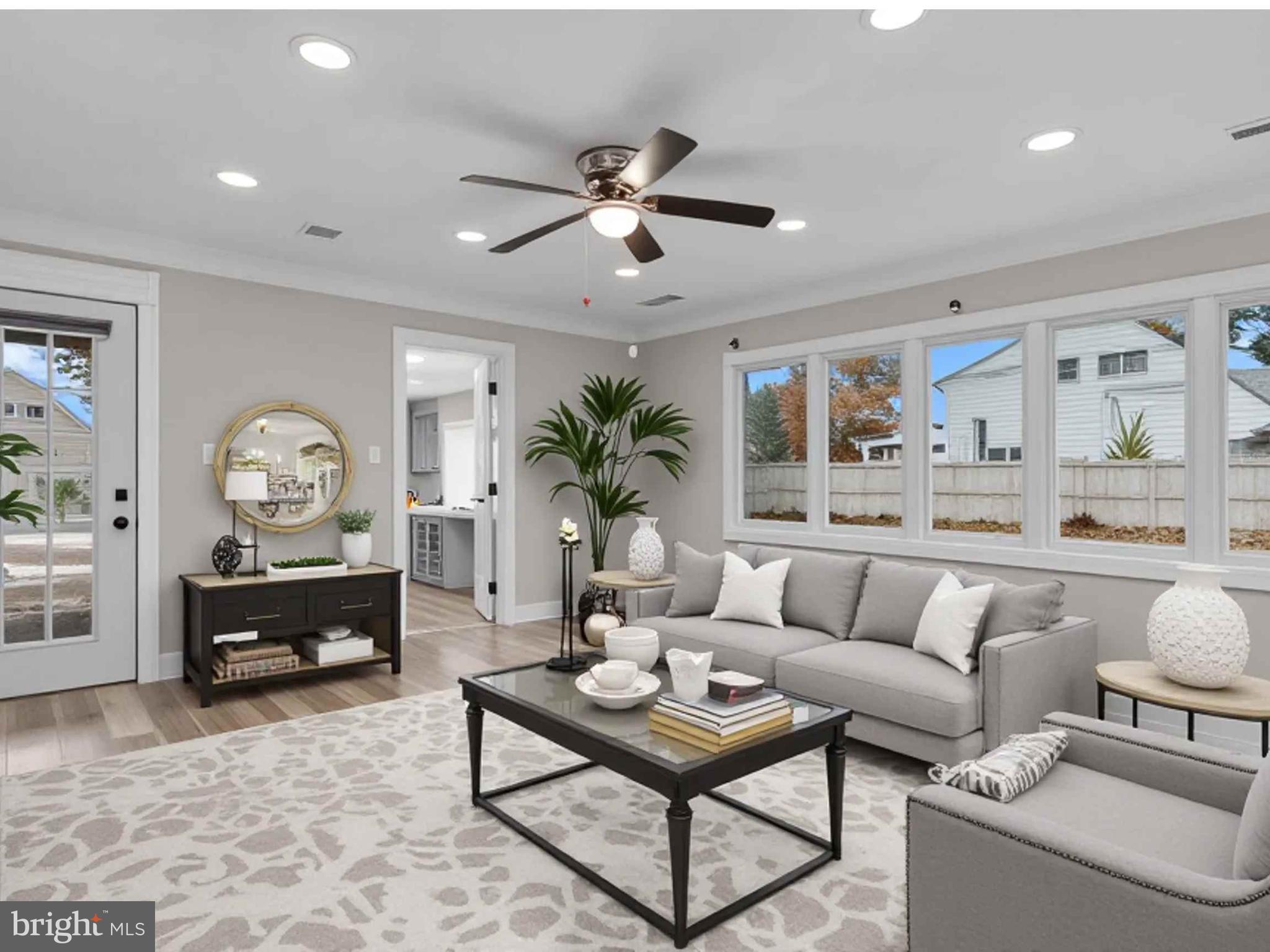 INDIAN CREEK - Residential