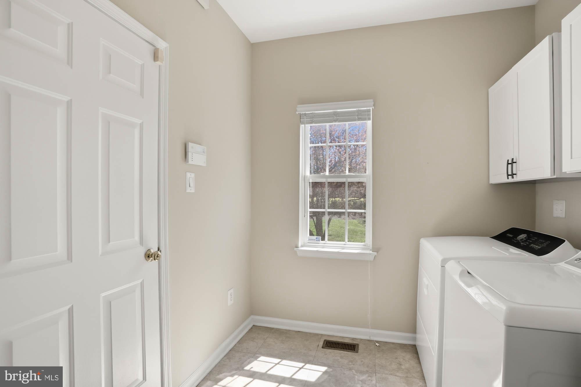 HEARTHSTONE AT ROCKBURN - Residential