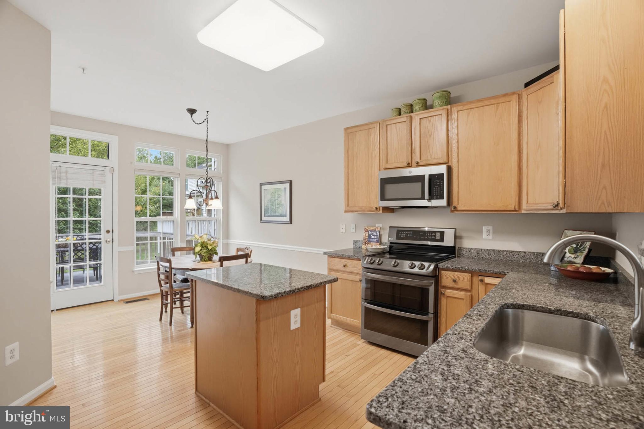 HEARTHSTONE AT ROCKBURN - Residential