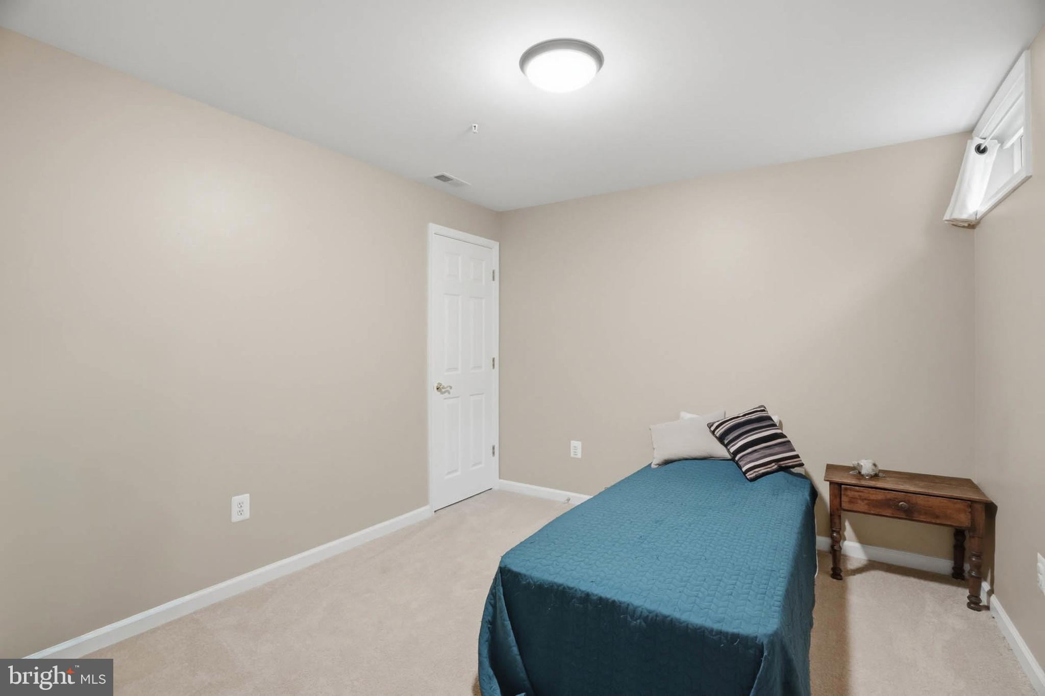 HEARTHSTONE AT ROCKBURN - Residential