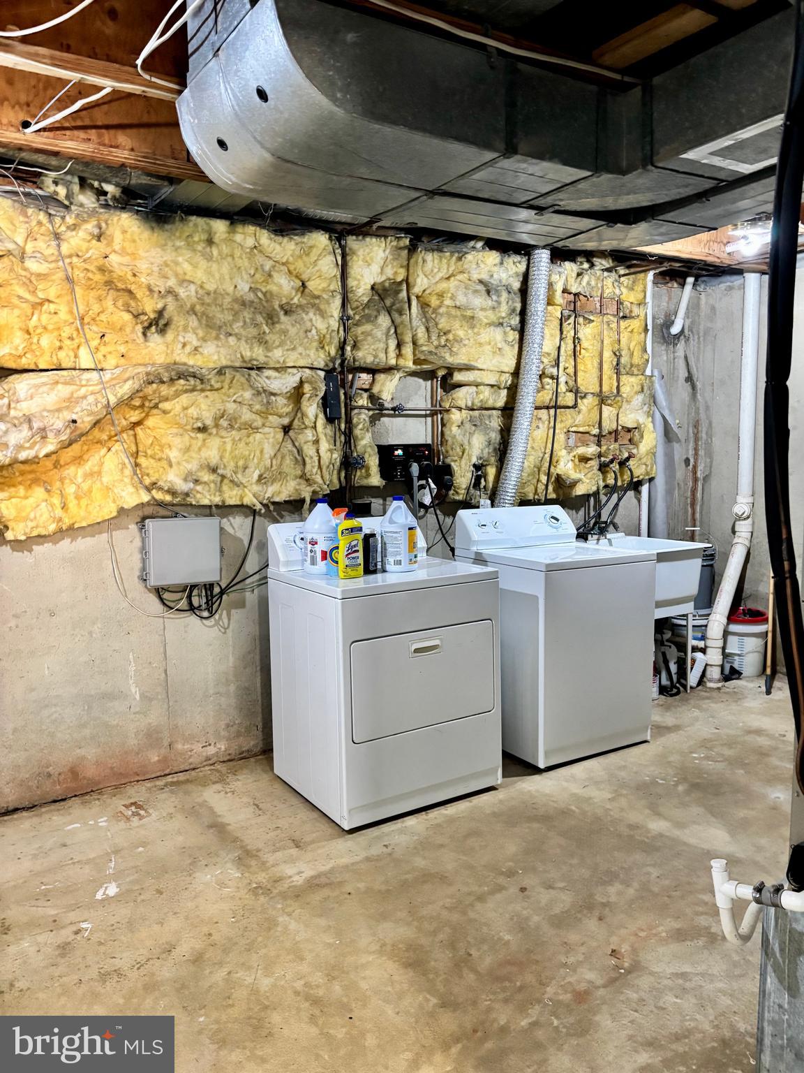 WOODSTREAM EAST PLAT EIG - Residential