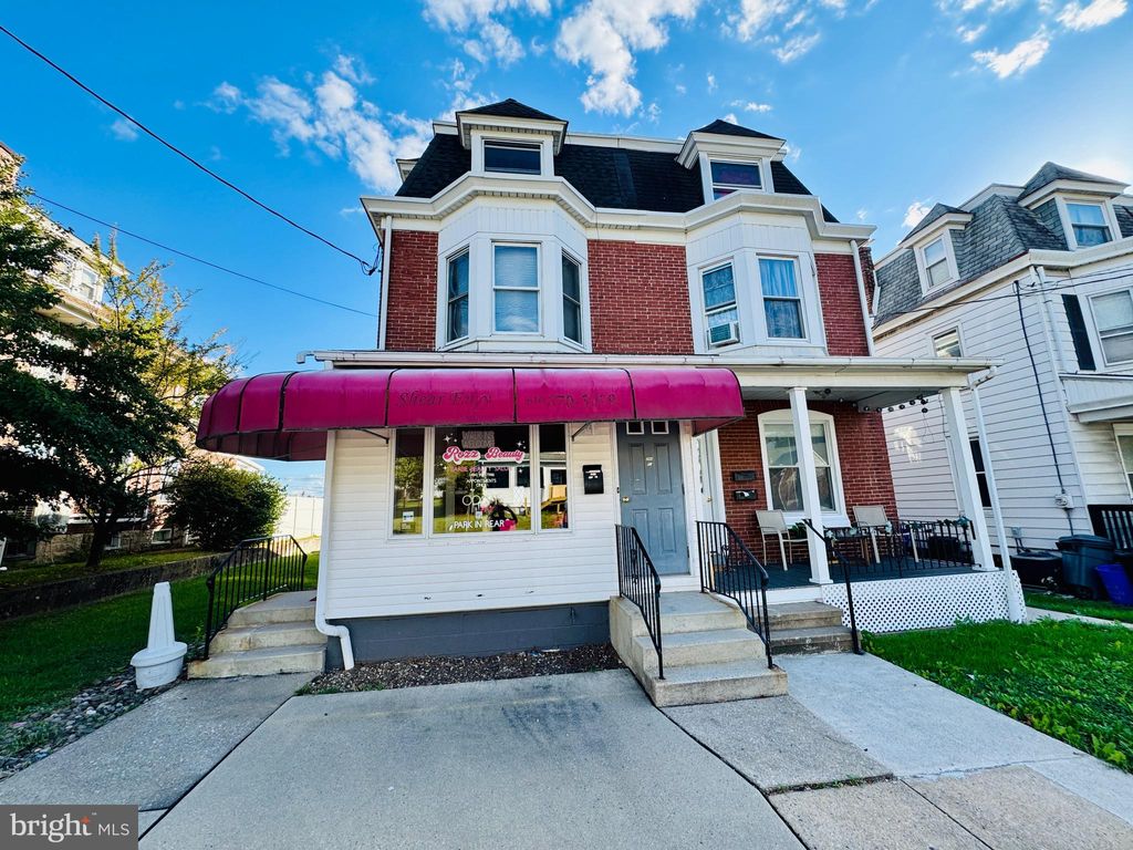 Photo of 3444 Penn Ave, SINKING SPRING, PA 19608 (MLS # PABK2064998)