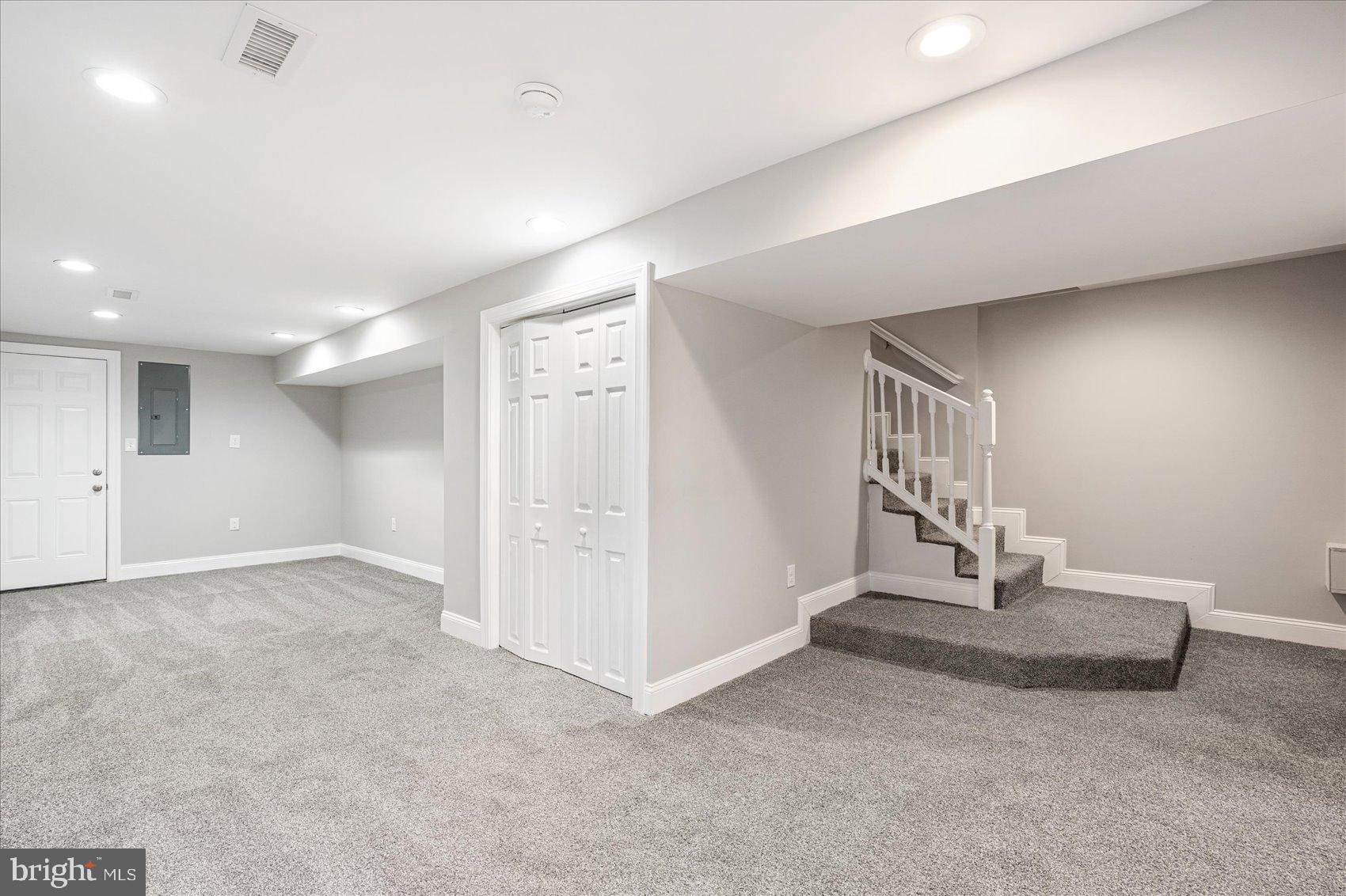 WINCHESTER - Residential