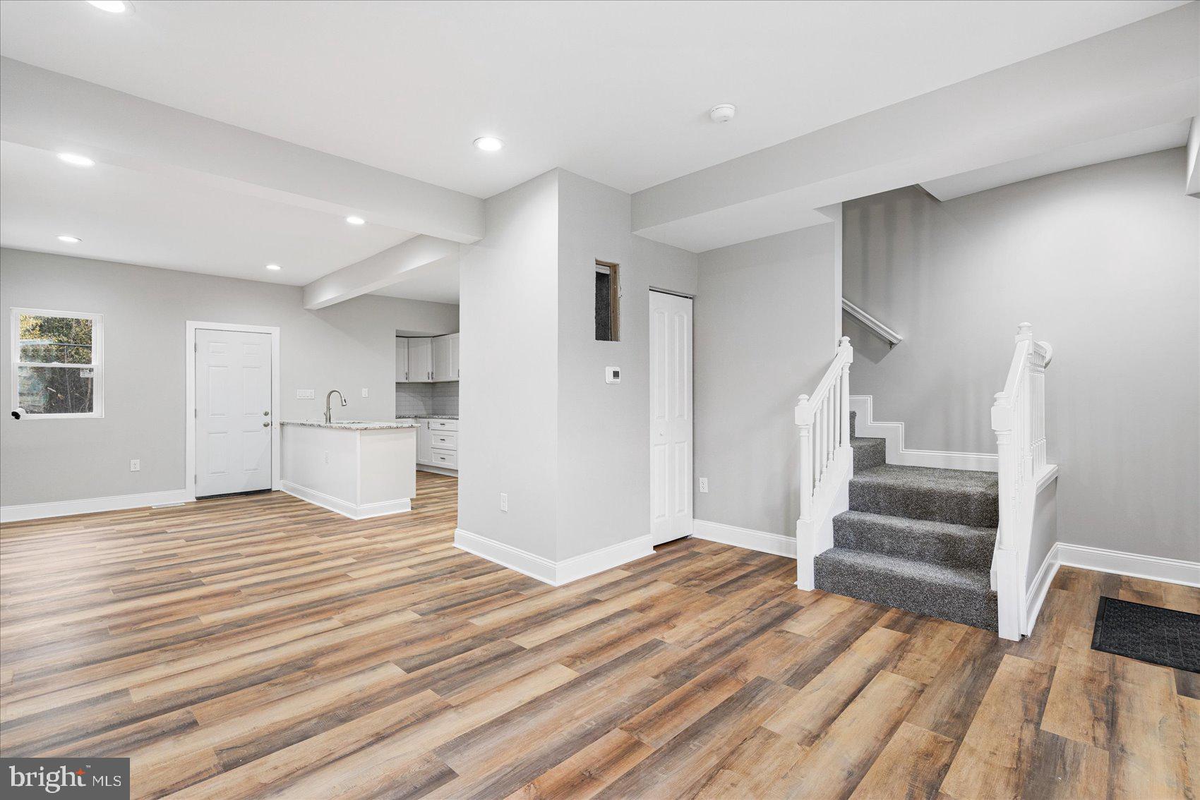 WINCHESTER - Residential