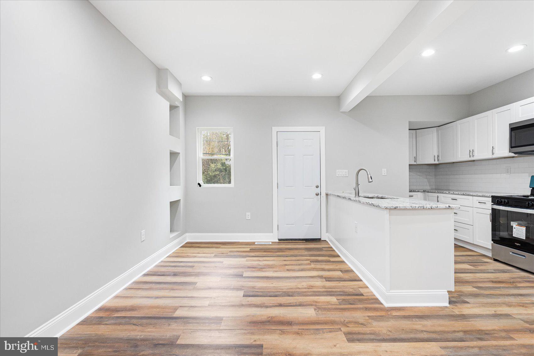 WINCHESTER - Residential