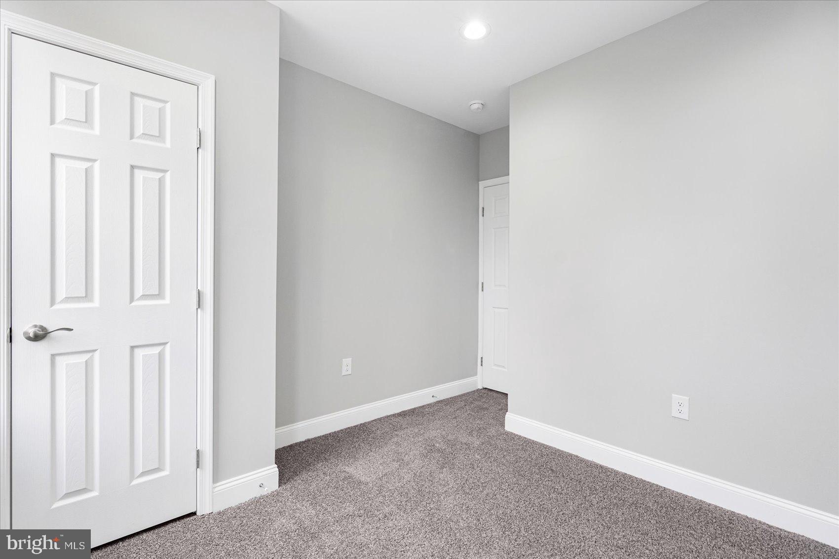 WINCHESTER - Residential