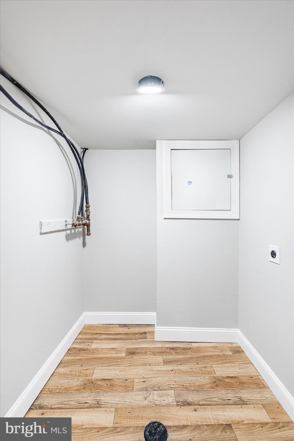 WINCHESTER - Residential