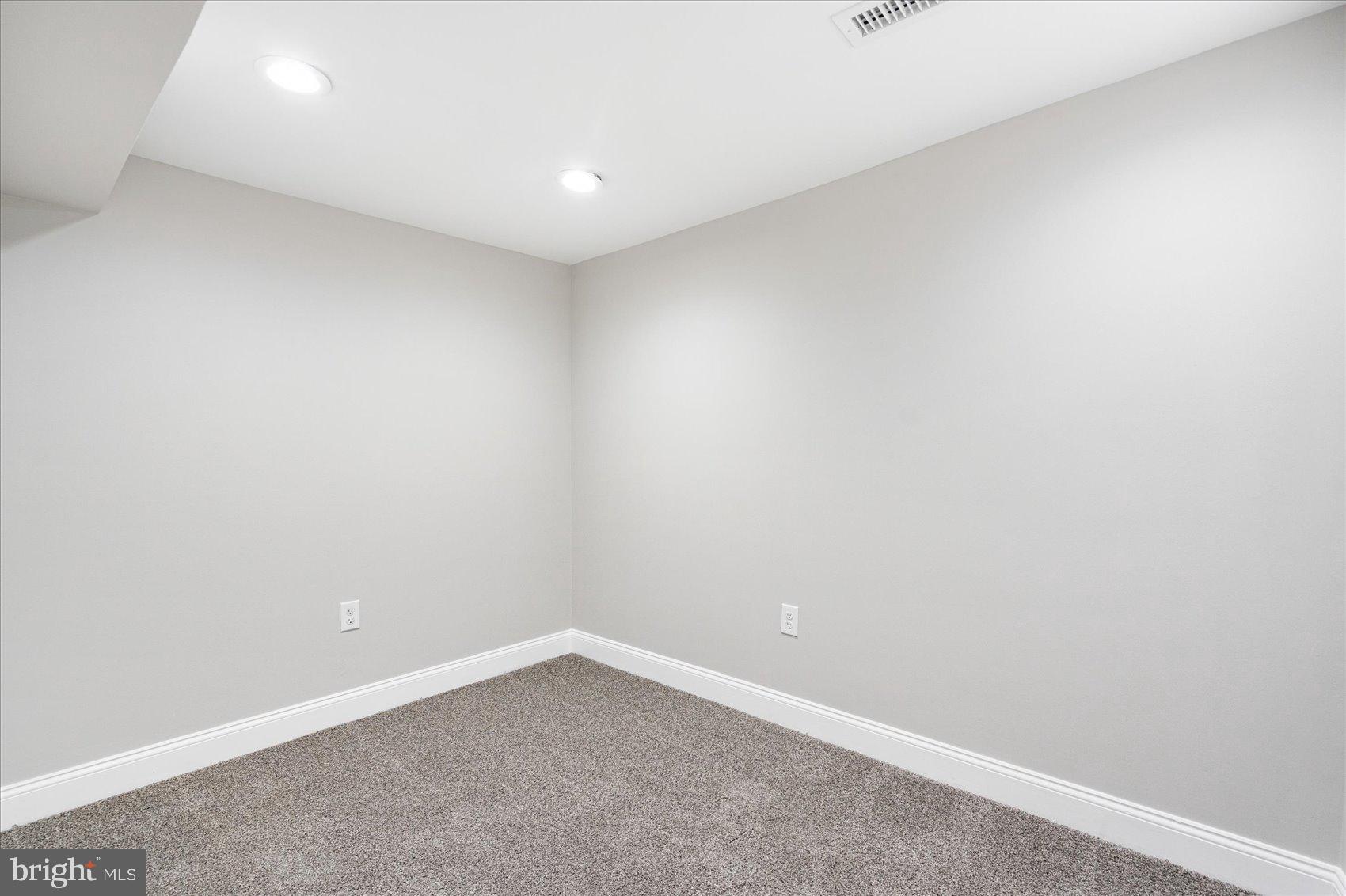 WINCHESTER - Residential