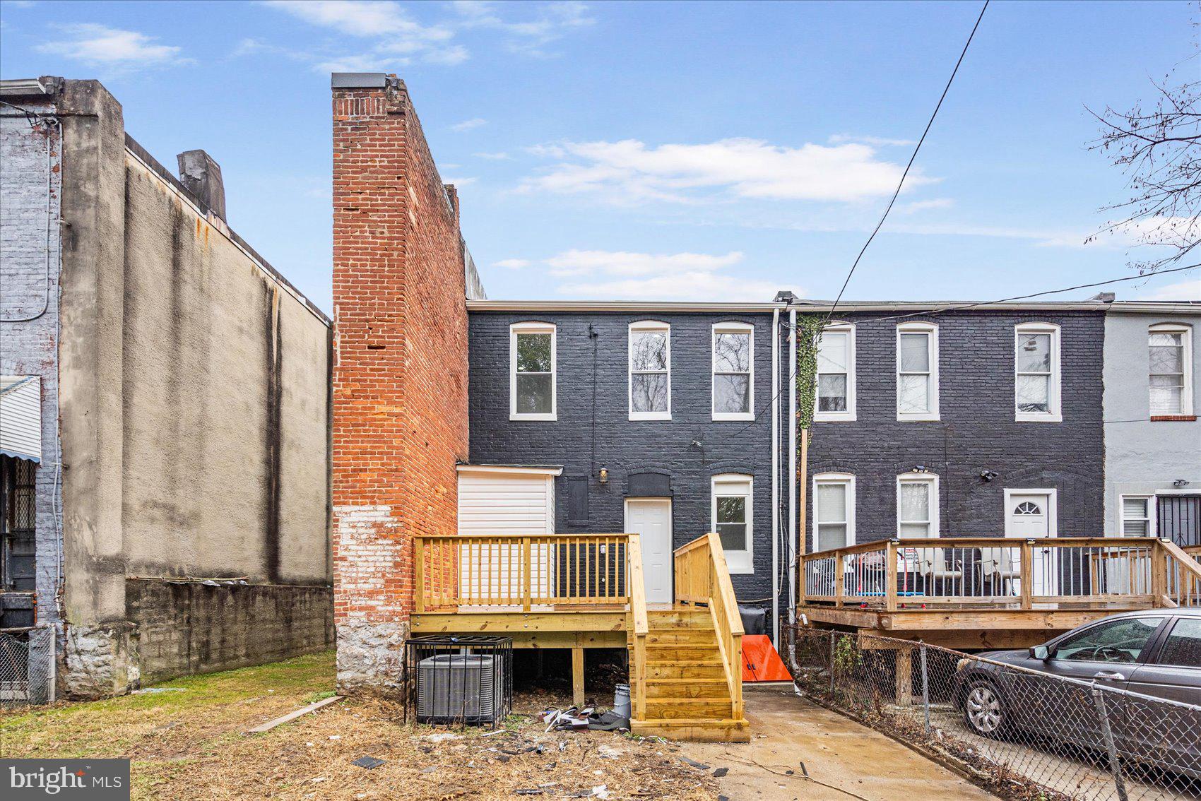 WINCHESTER - Residential