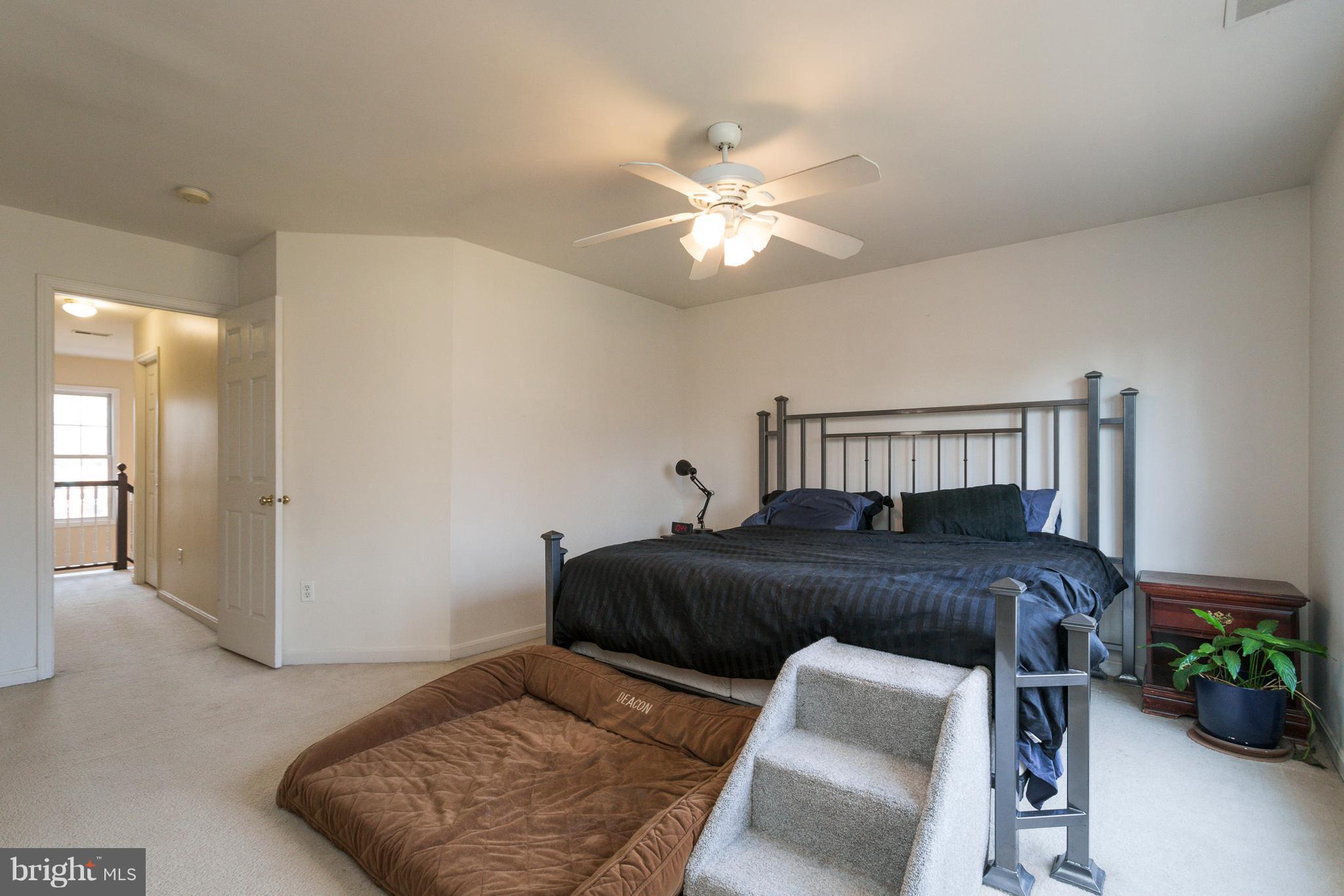 COURTLAND PARK - Residential Lease