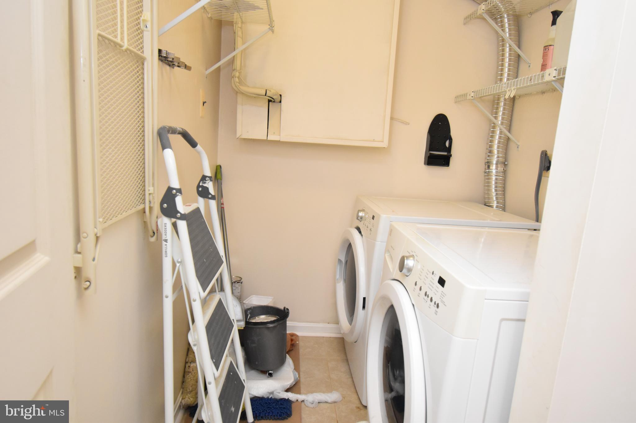 LOVETON FARMS - Residential Lease