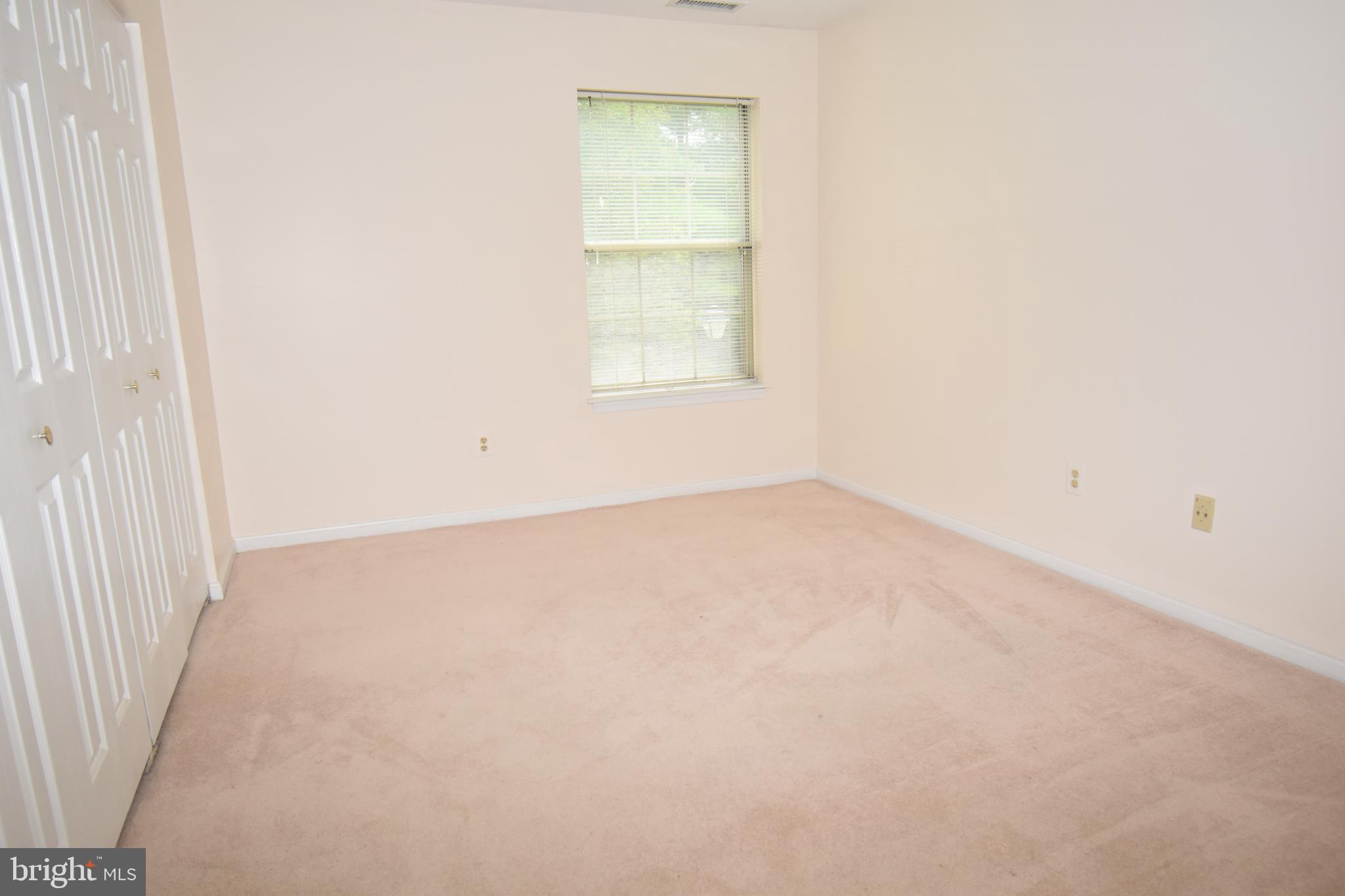 LOVETON FARMS - Residential Lease