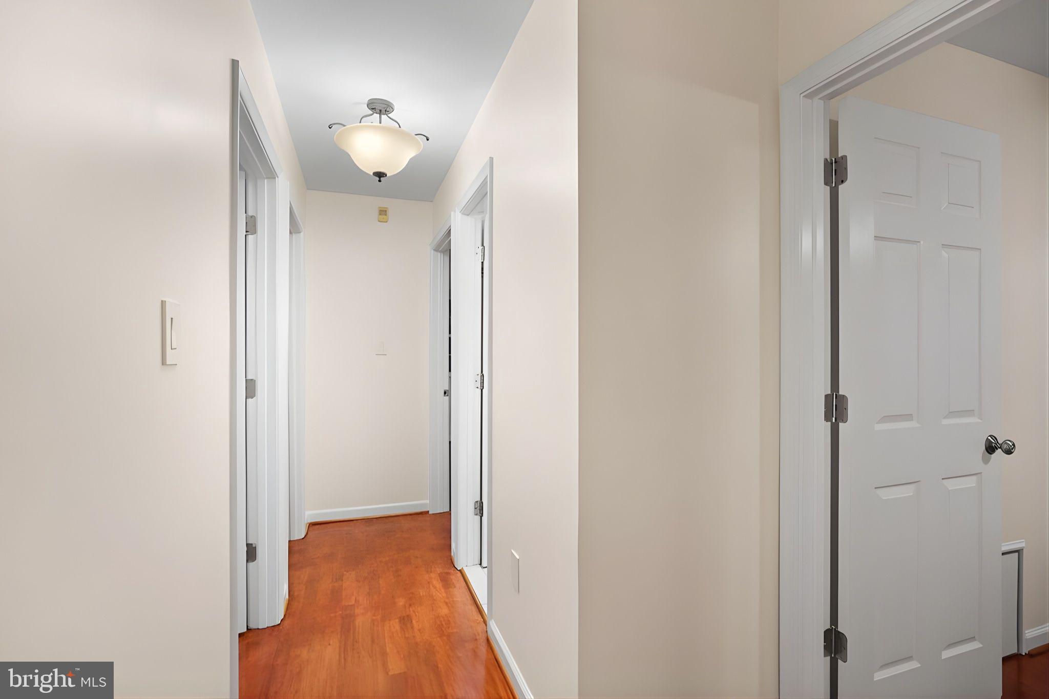 BEVERLY MANOR - Residential Lease