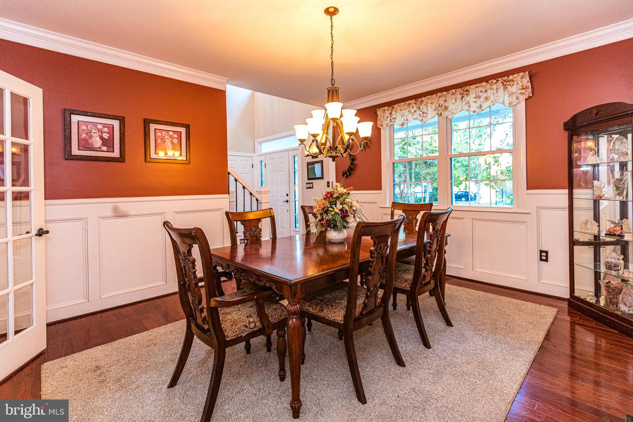 MANOR FIELDS - Residential