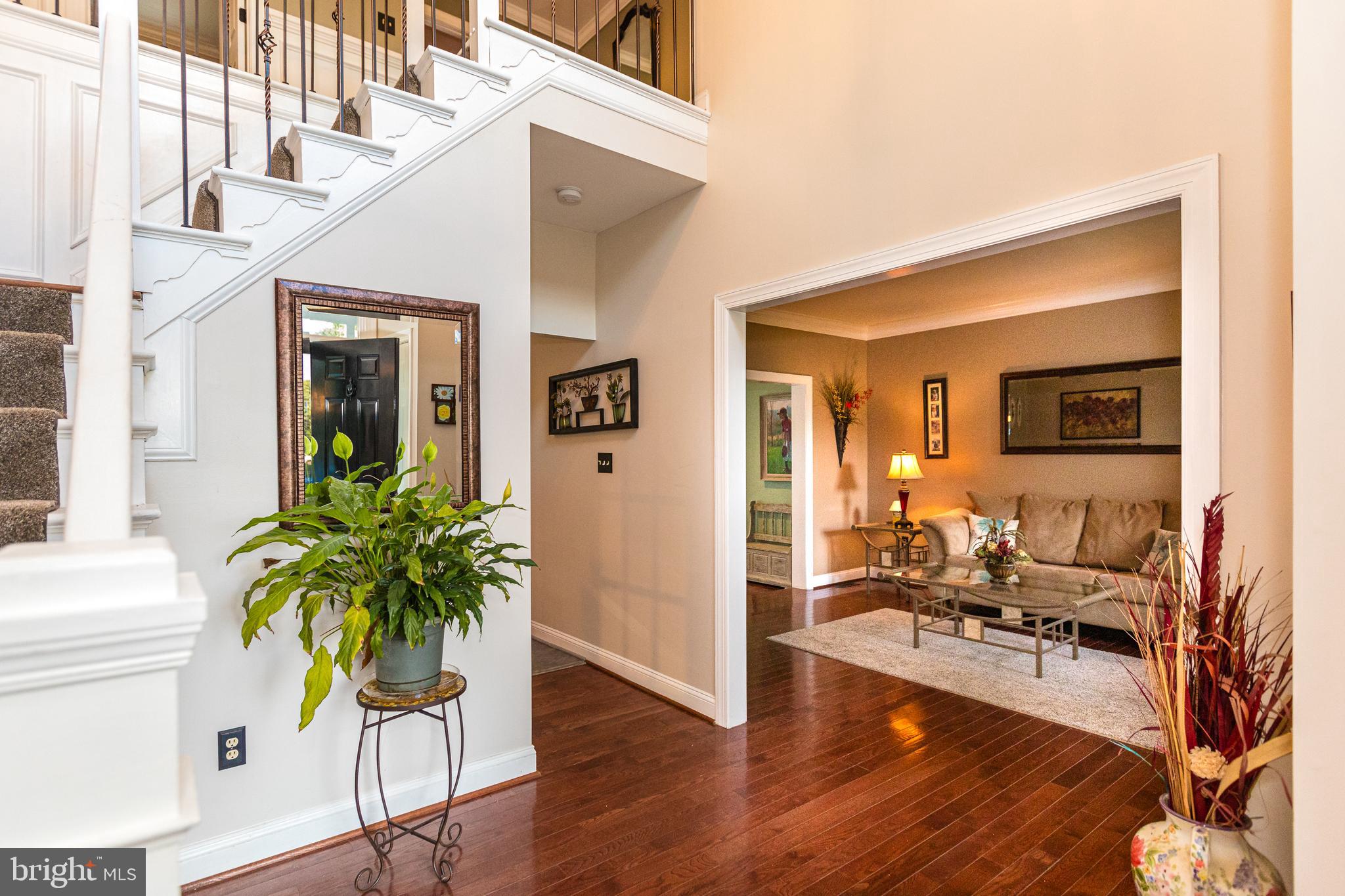 MANOR FIELDS - Residential