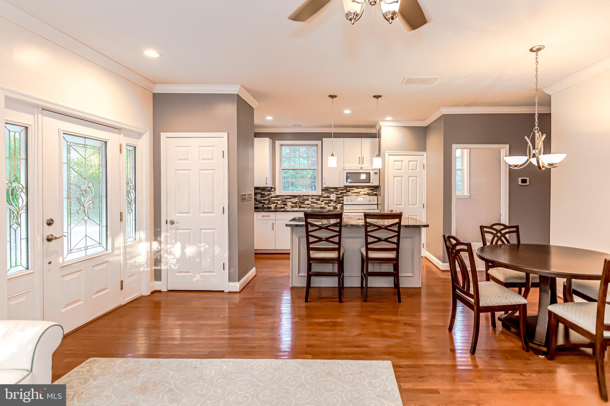 MANOR FIELDS - Residential