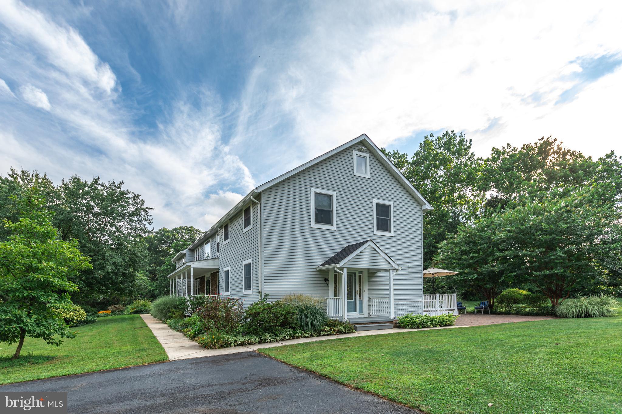 MANOR FIELDS - Residential