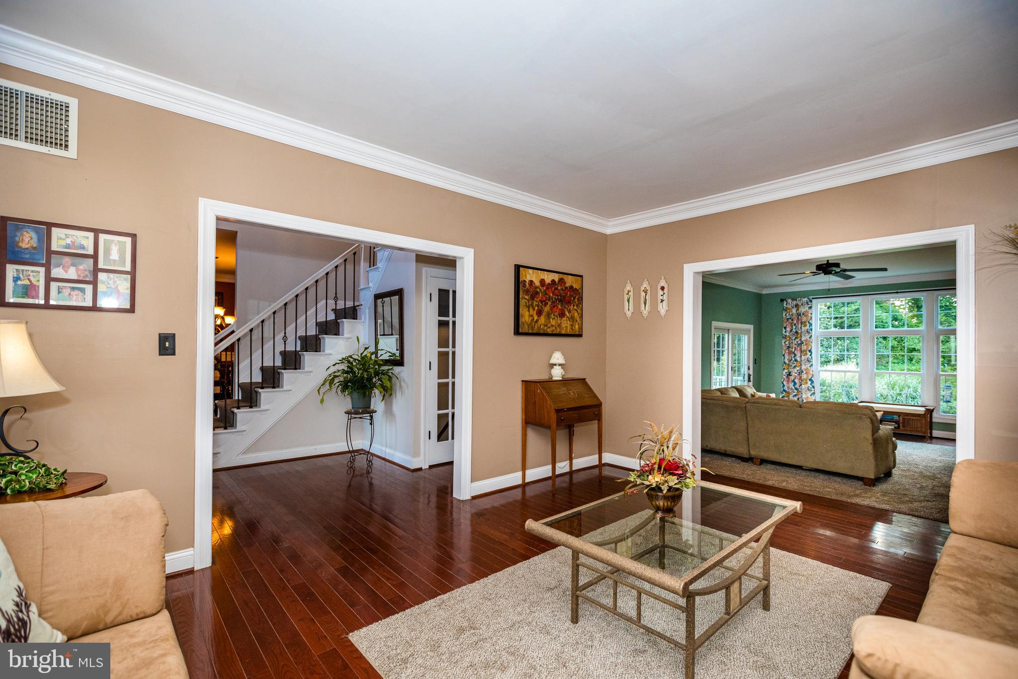 MANOR FIELDS - Residential