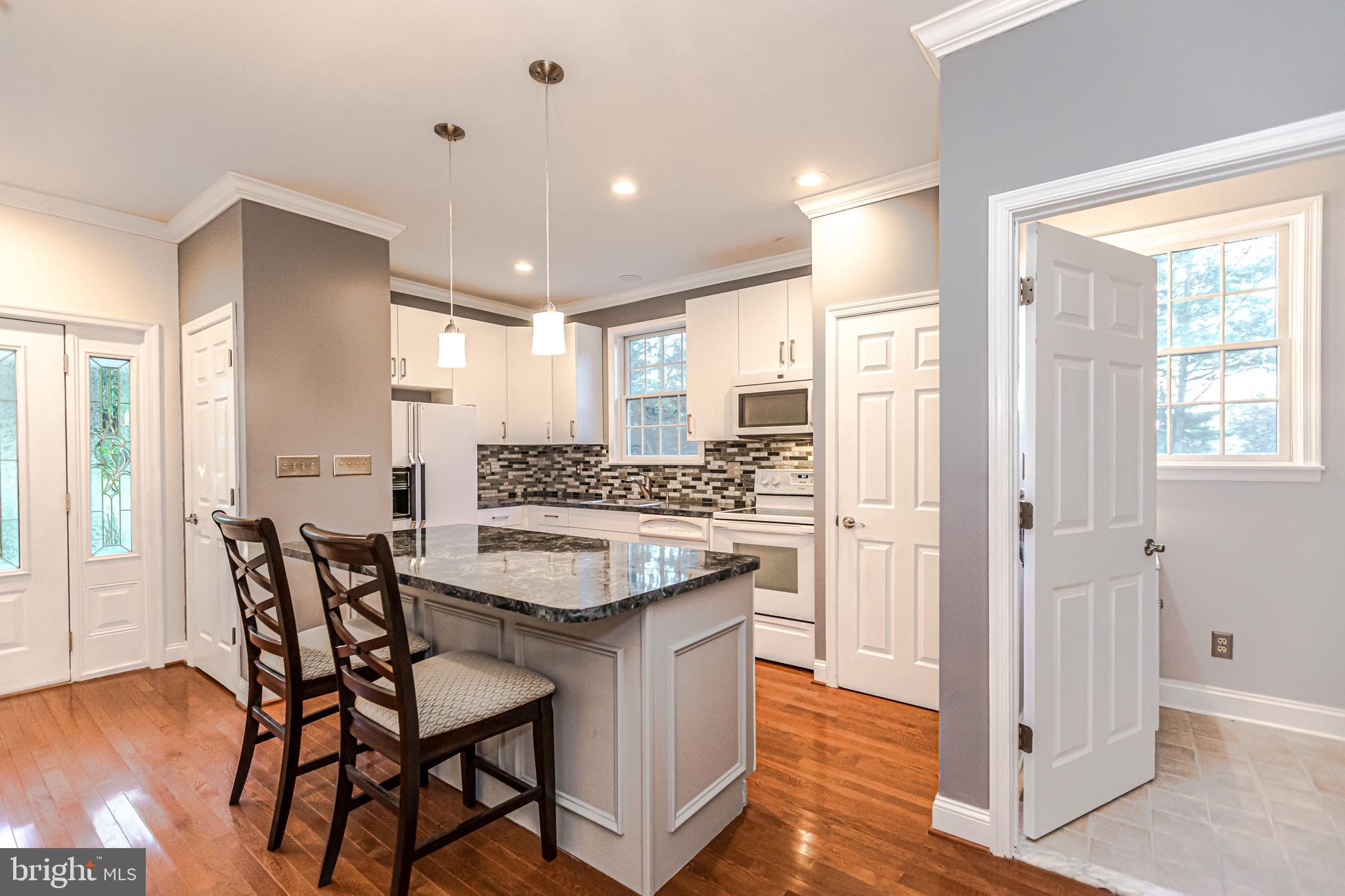 MANOR FIELDS - Residential