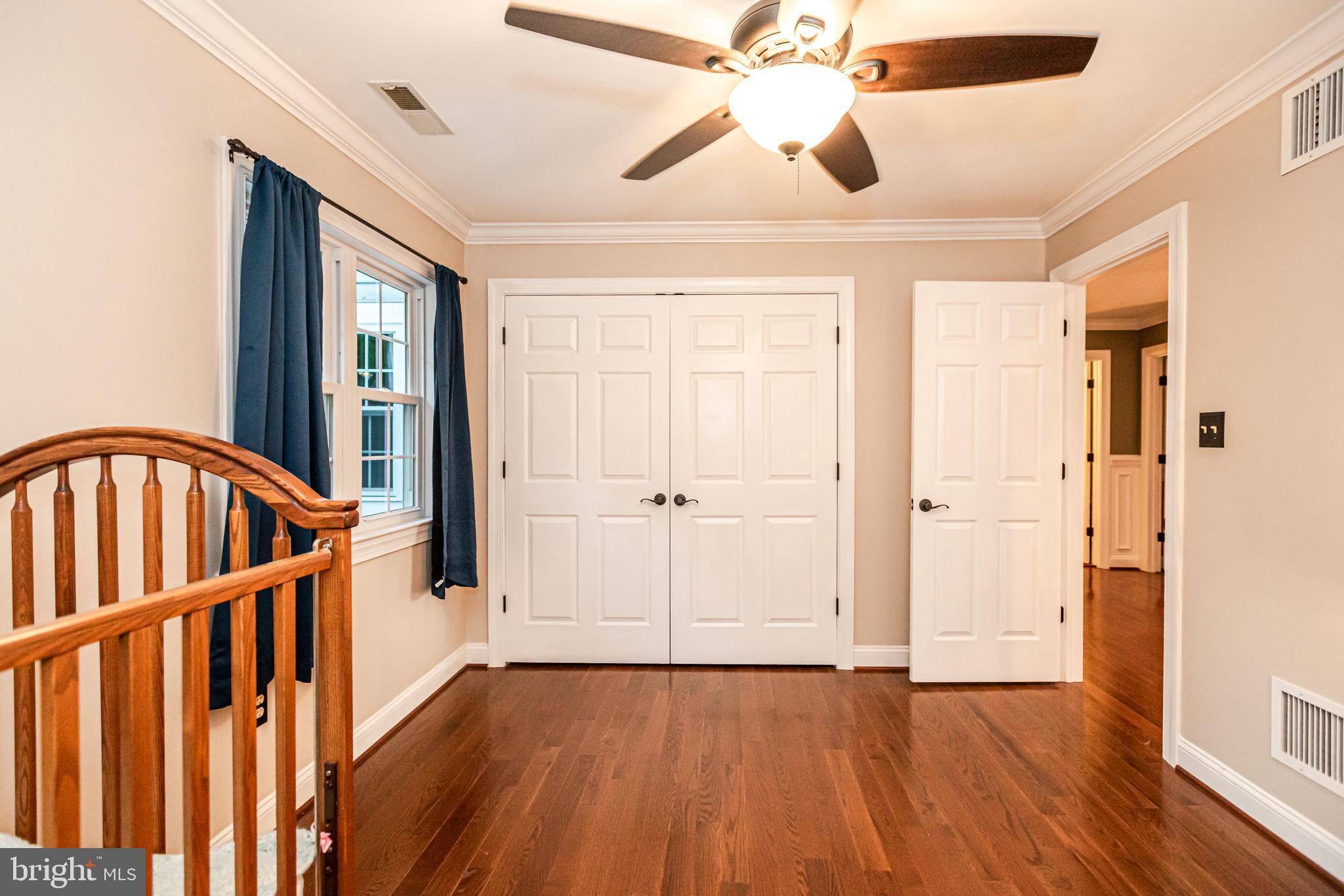 MANOR FIELDS - Residential