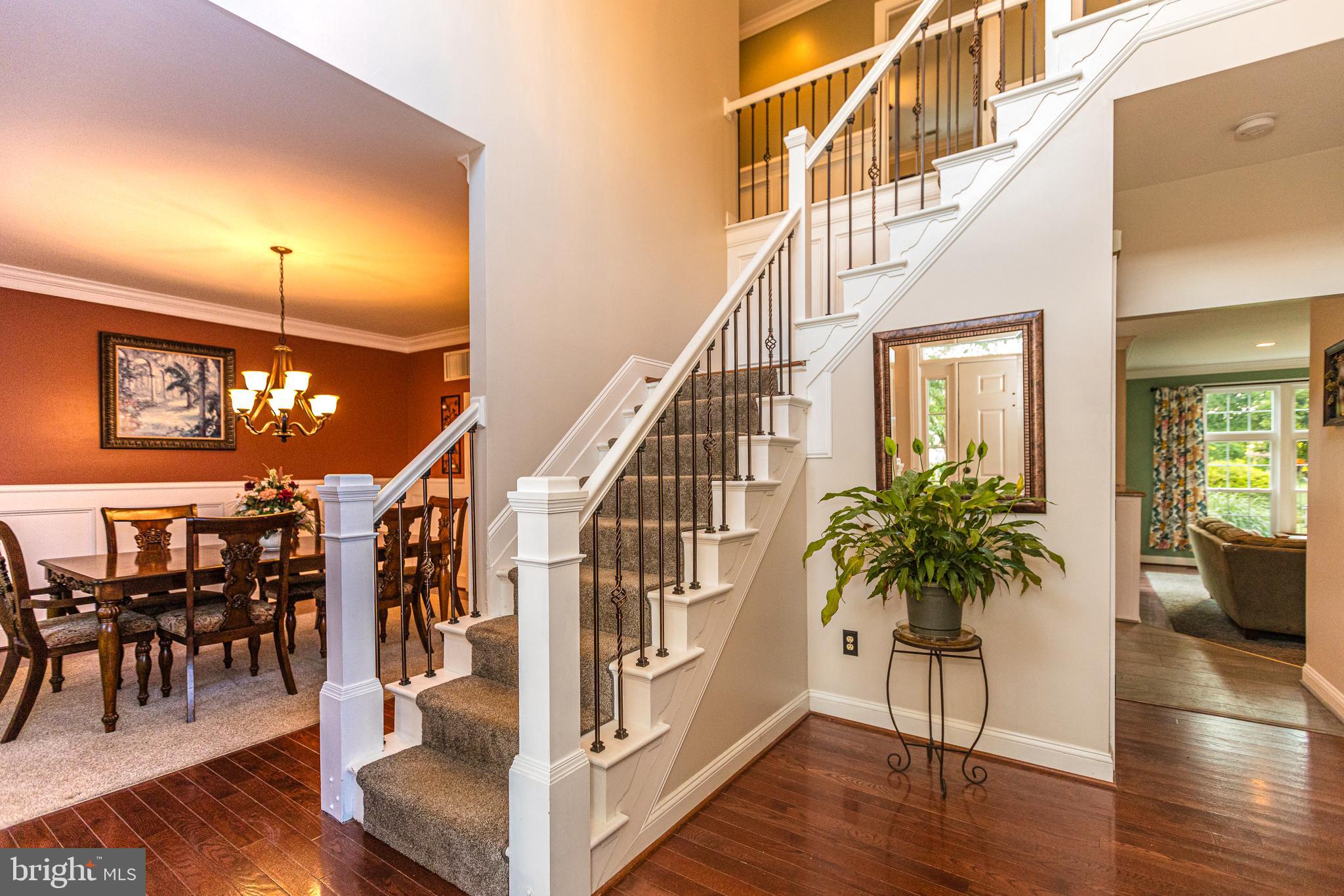 MANOR FIELDS - Residential