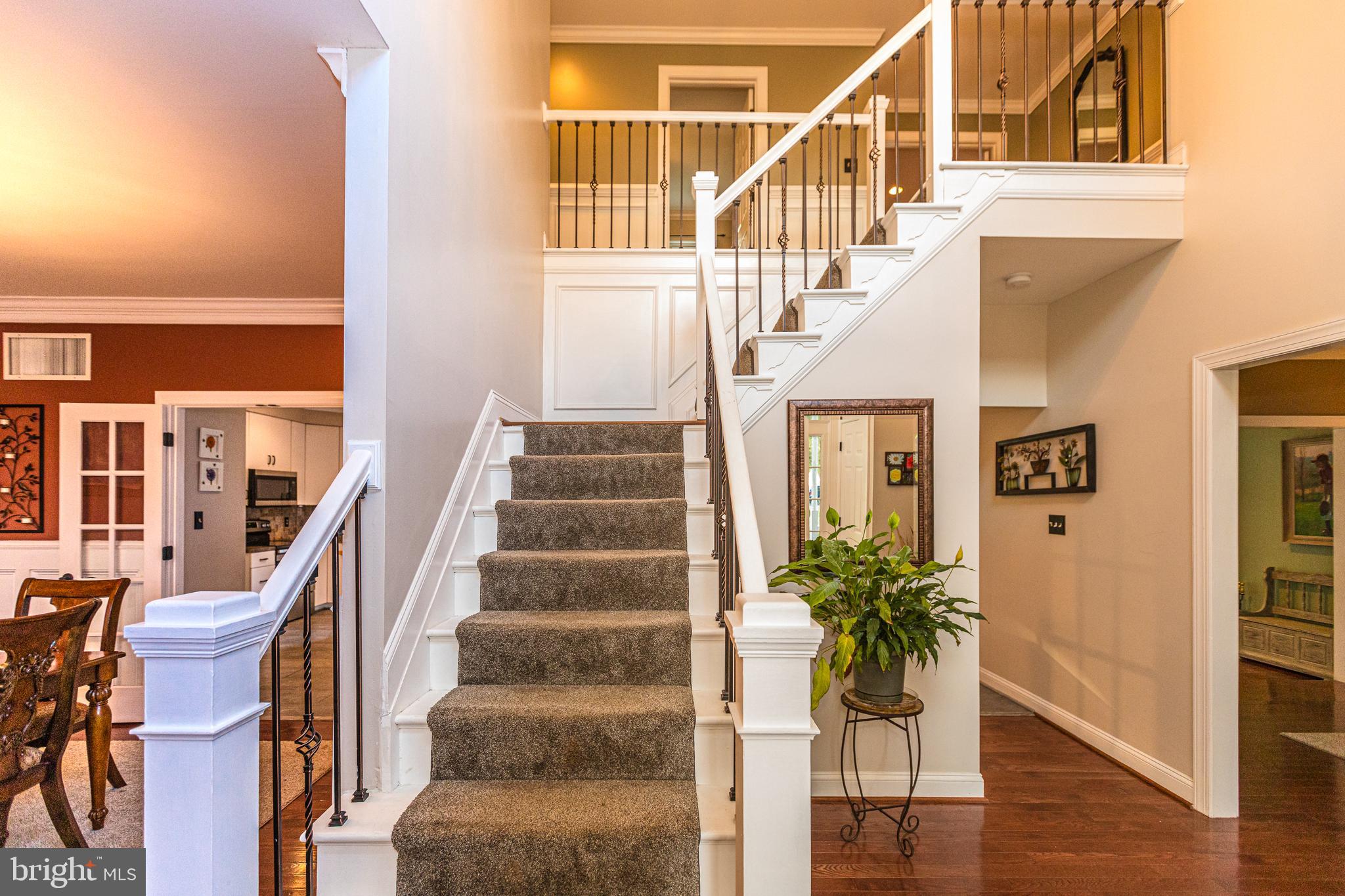 MANOR FIELDS - Residential