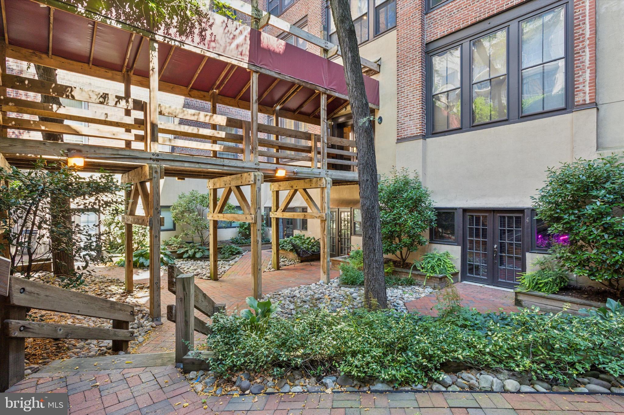 OLD CITY - Residential