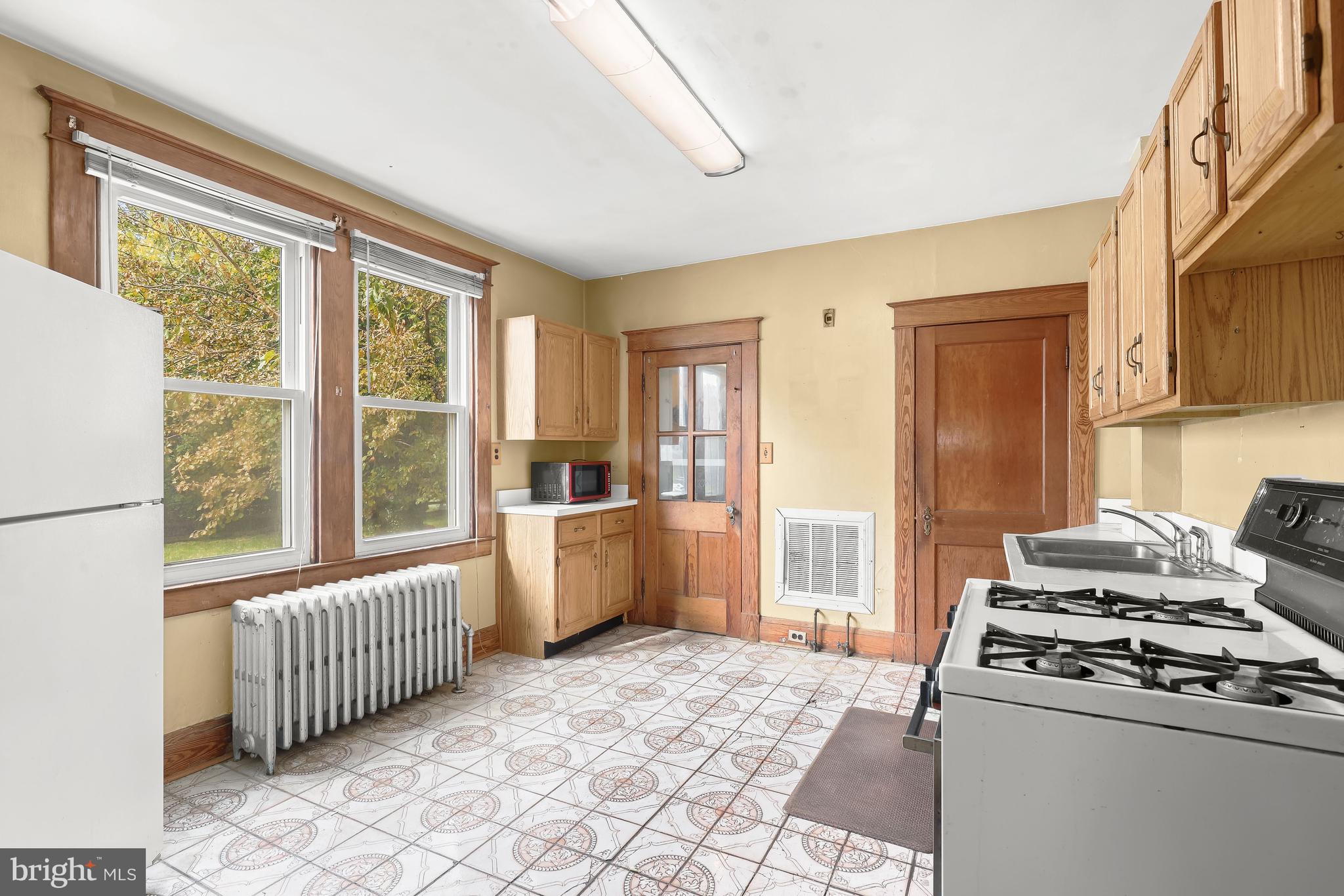 WILLIAM BORGMANN - Residential