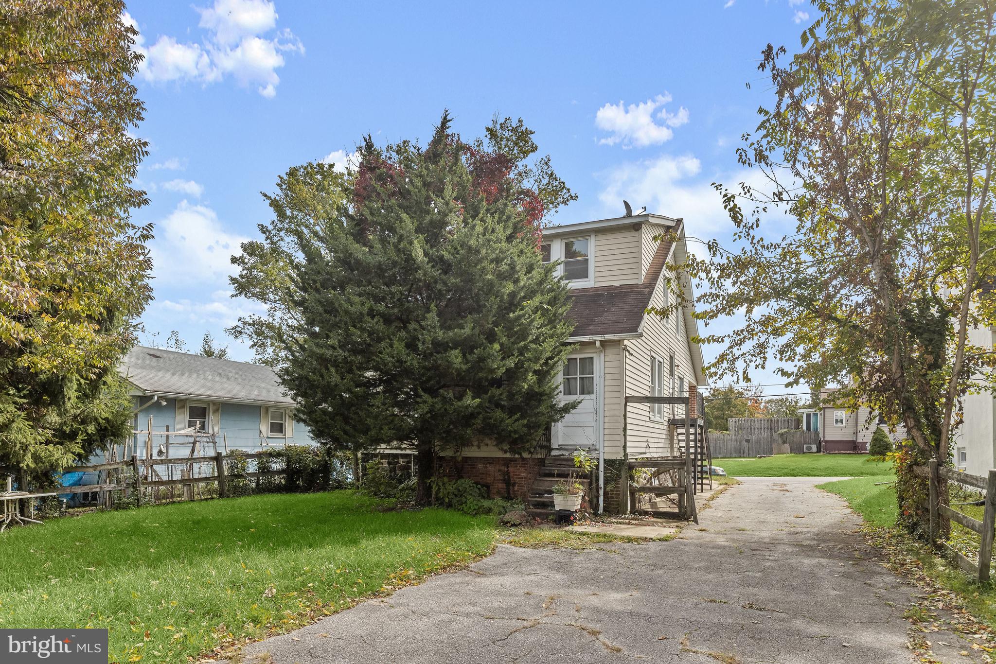 WILLIAM BORGMANN - Residential